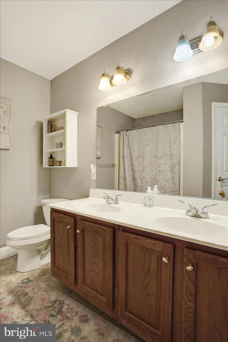 OAK HILL - Residential