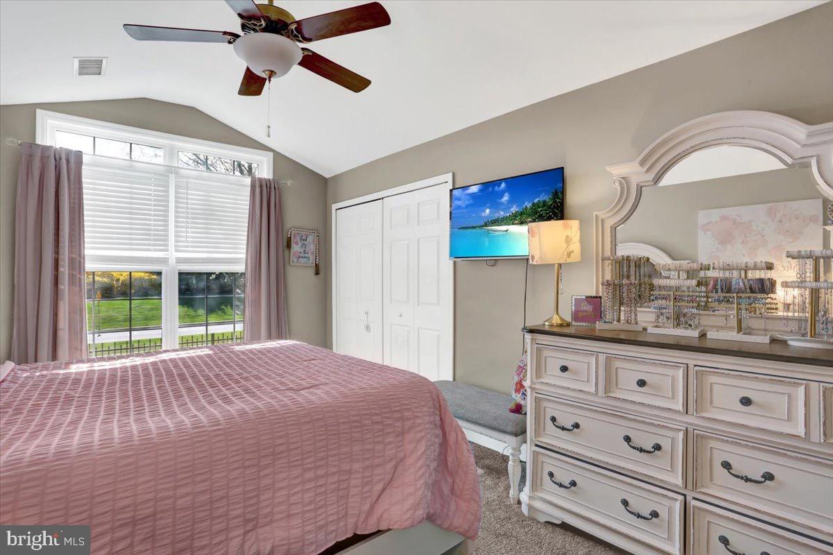 OAK HILL - Residential