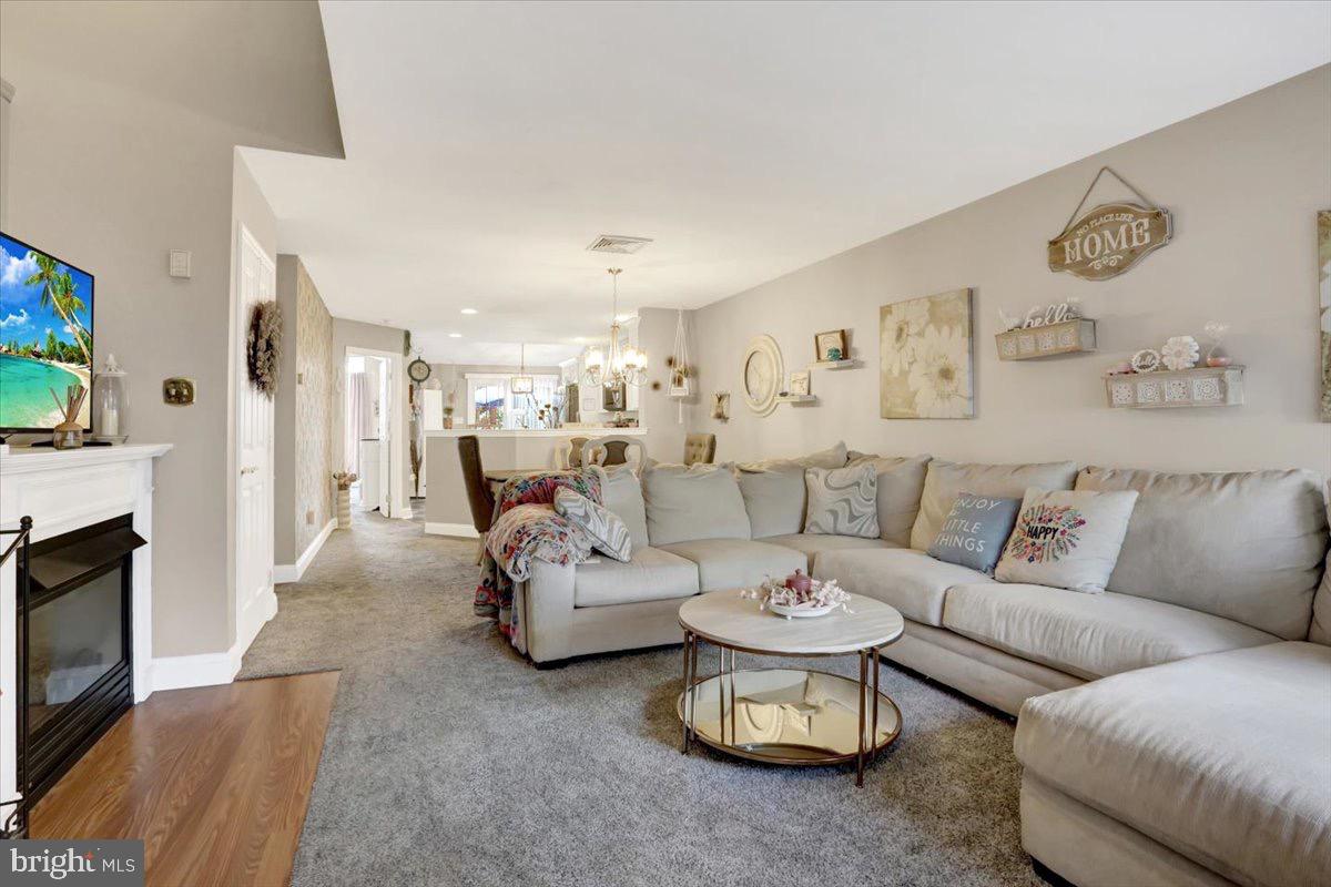 OAK HILL - Residential