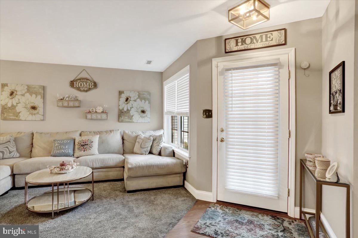 OAK HILL - Residential