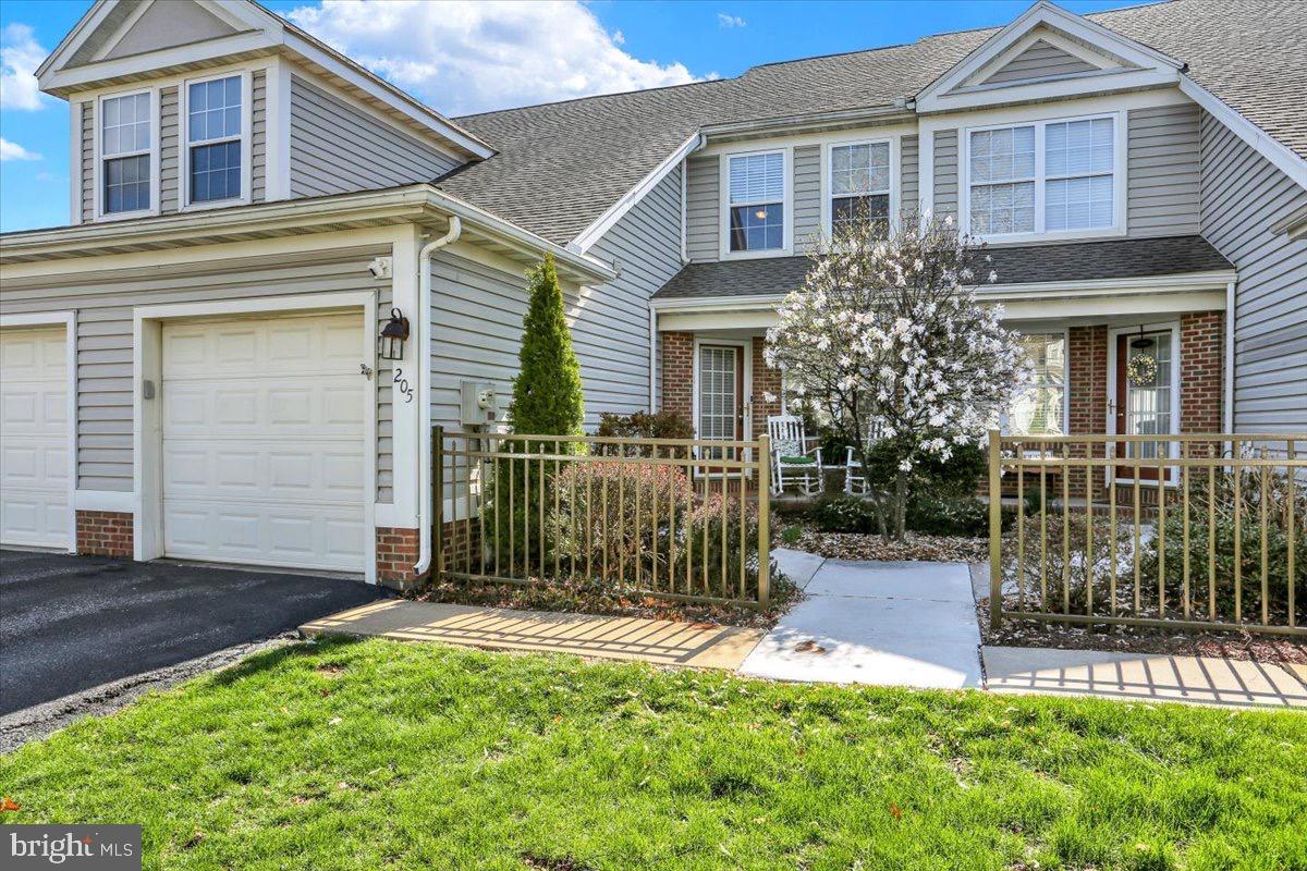 OAK HILL - Residential