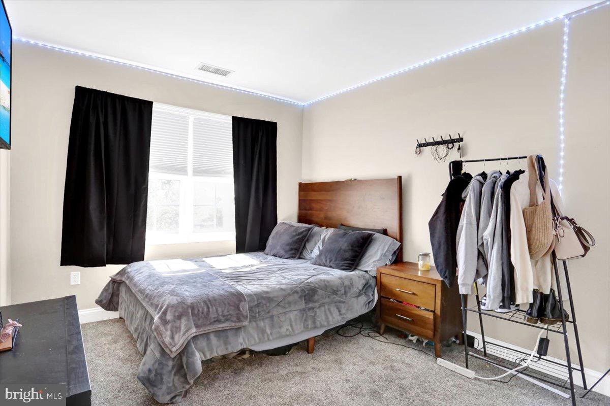 OAK HILL - Residential