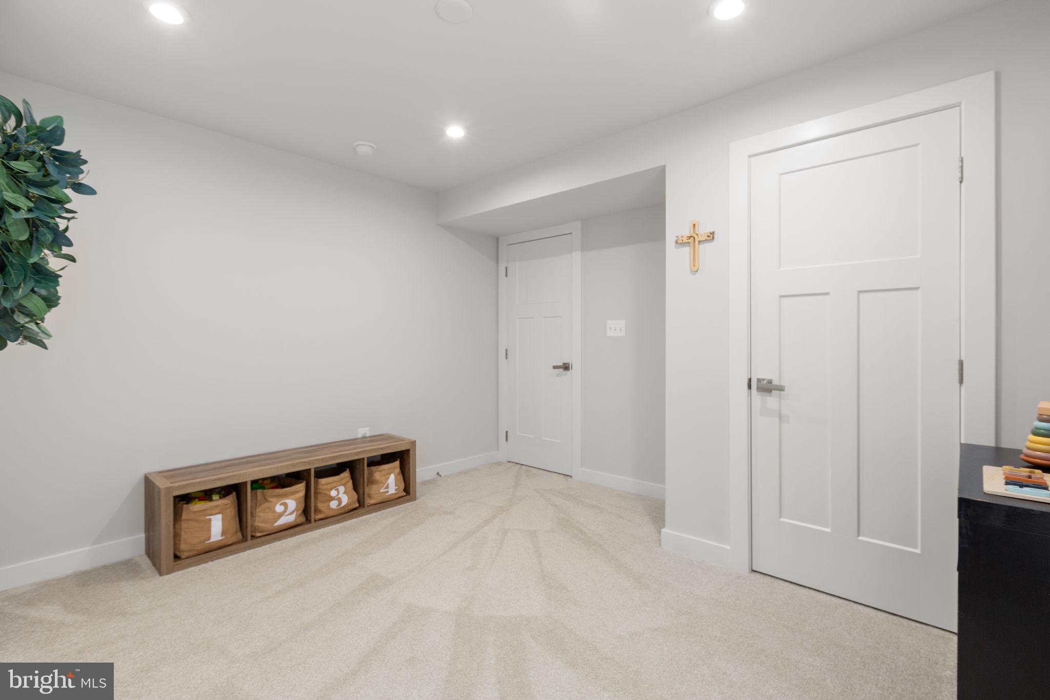 HOPYARD FARM - Residential