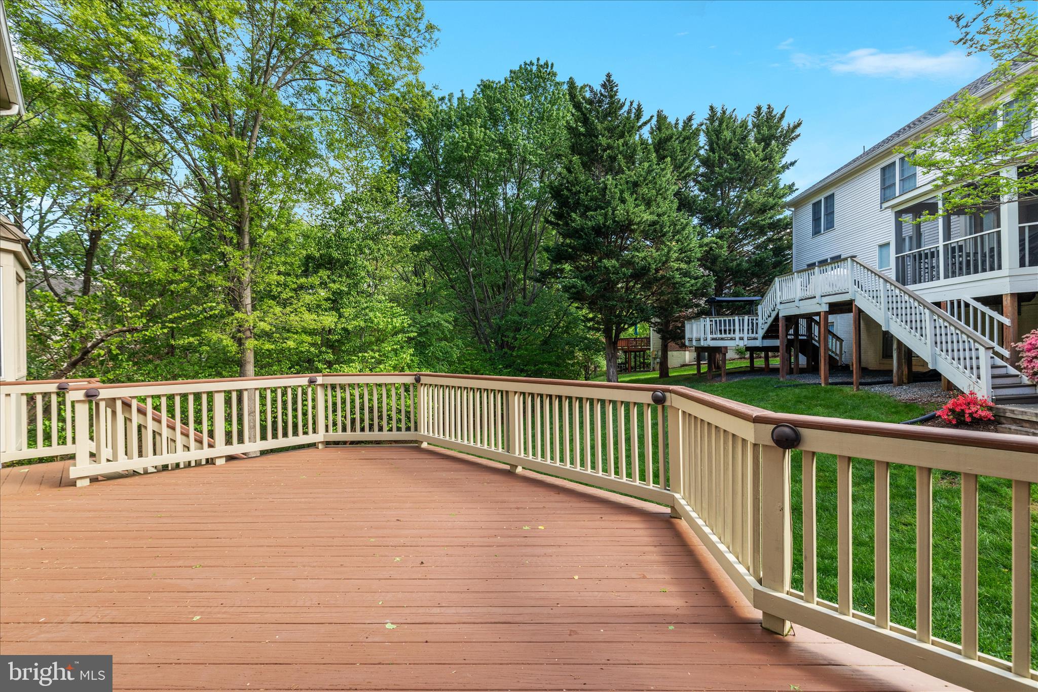 ASHBURTON OAKS - Residential