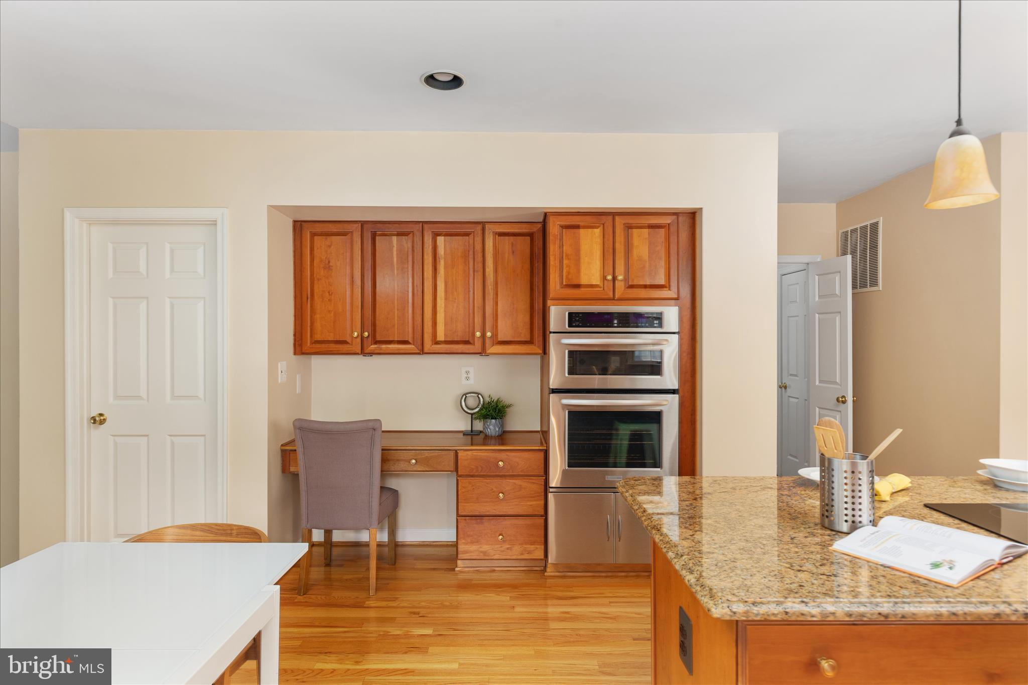 ASHBURTON OAKS - Residential