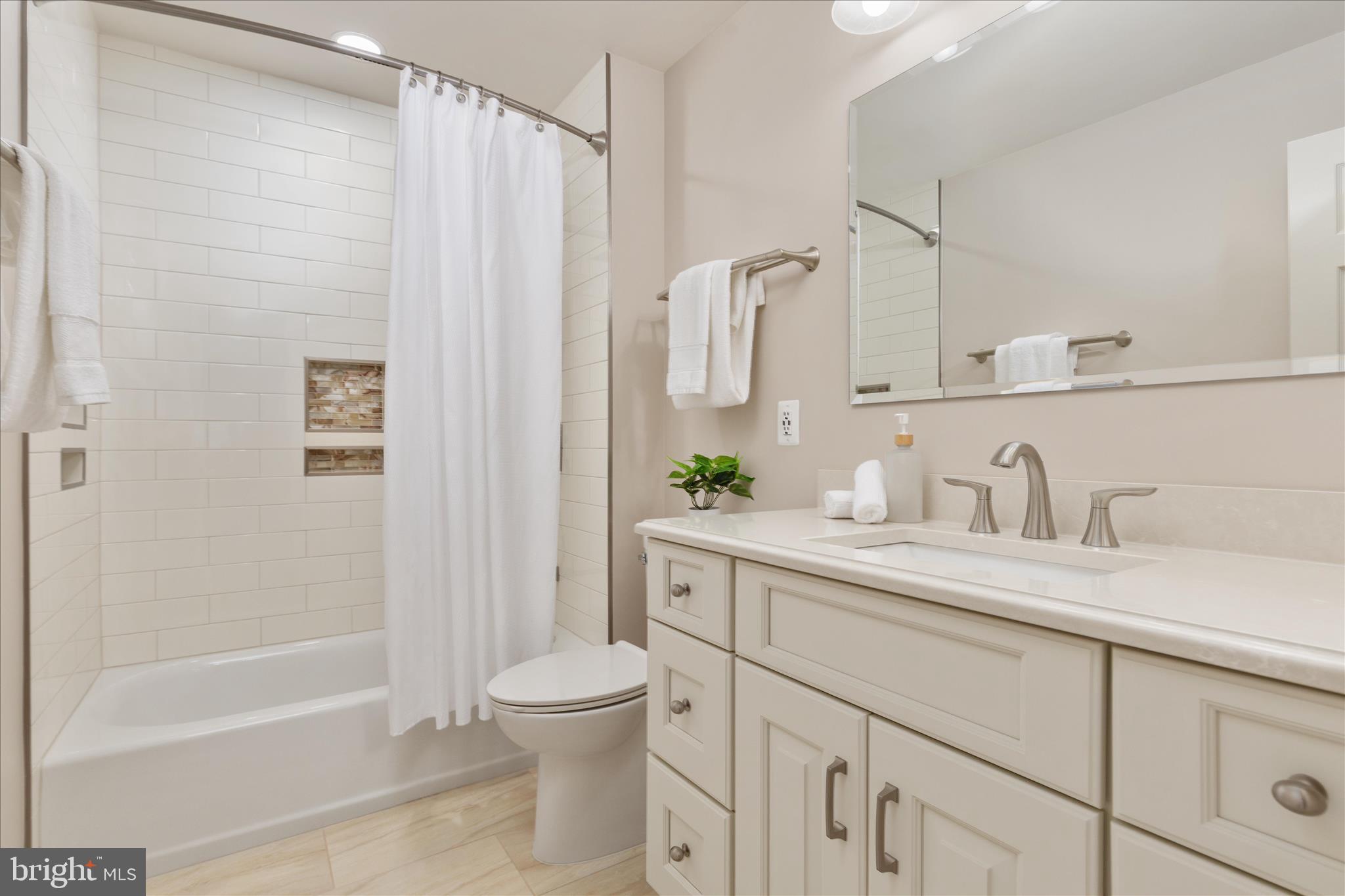 ASHBURTON OAKS - Residential