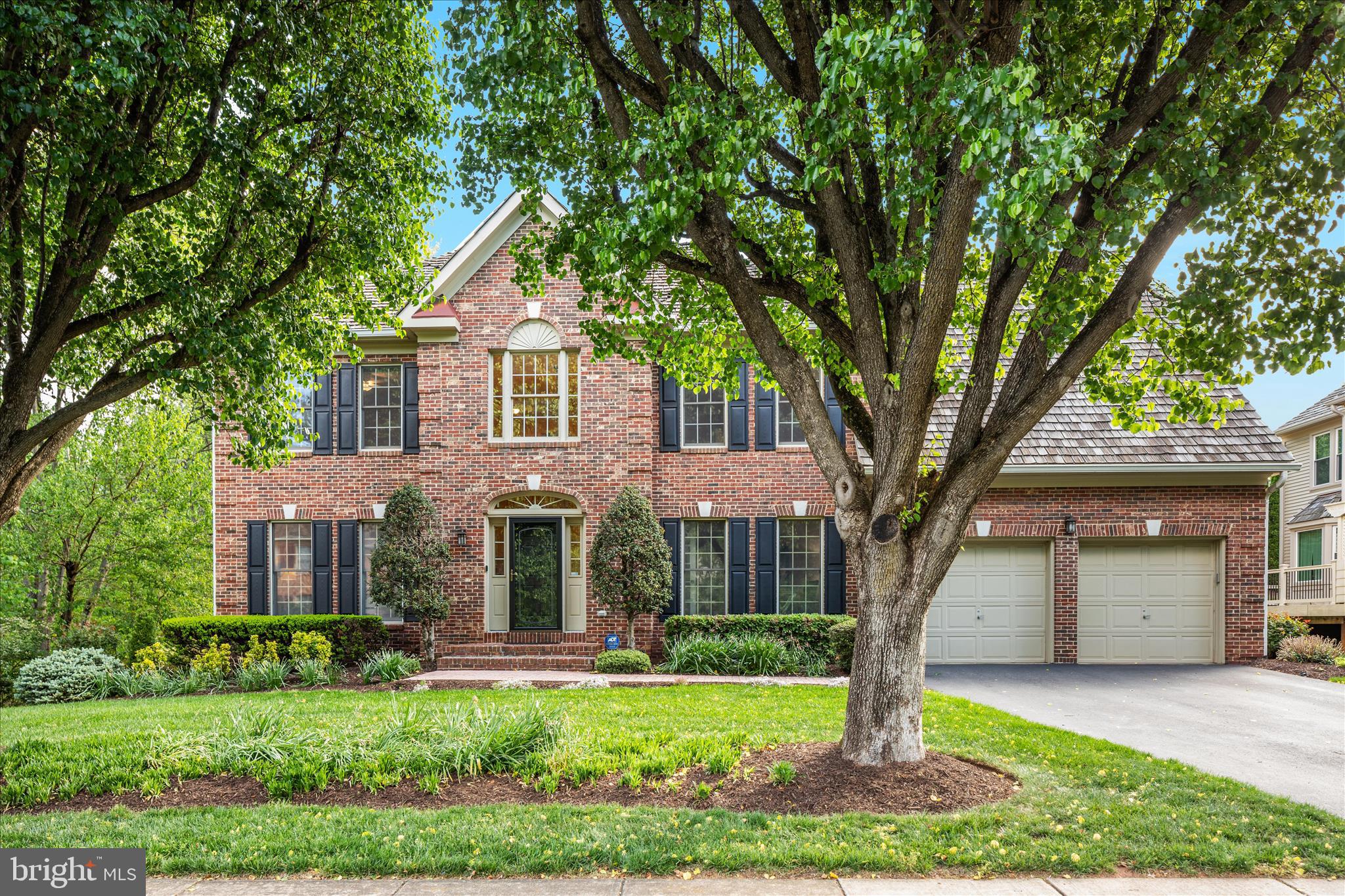 ASHBURTON OAKS - Residential