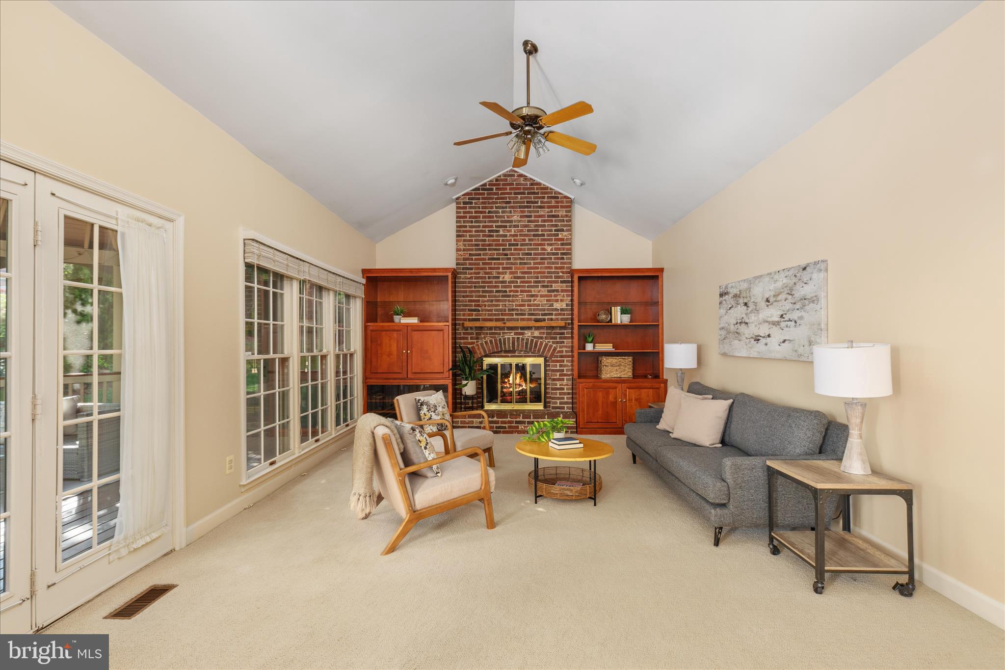 ASHBURTON OAKS - Residential