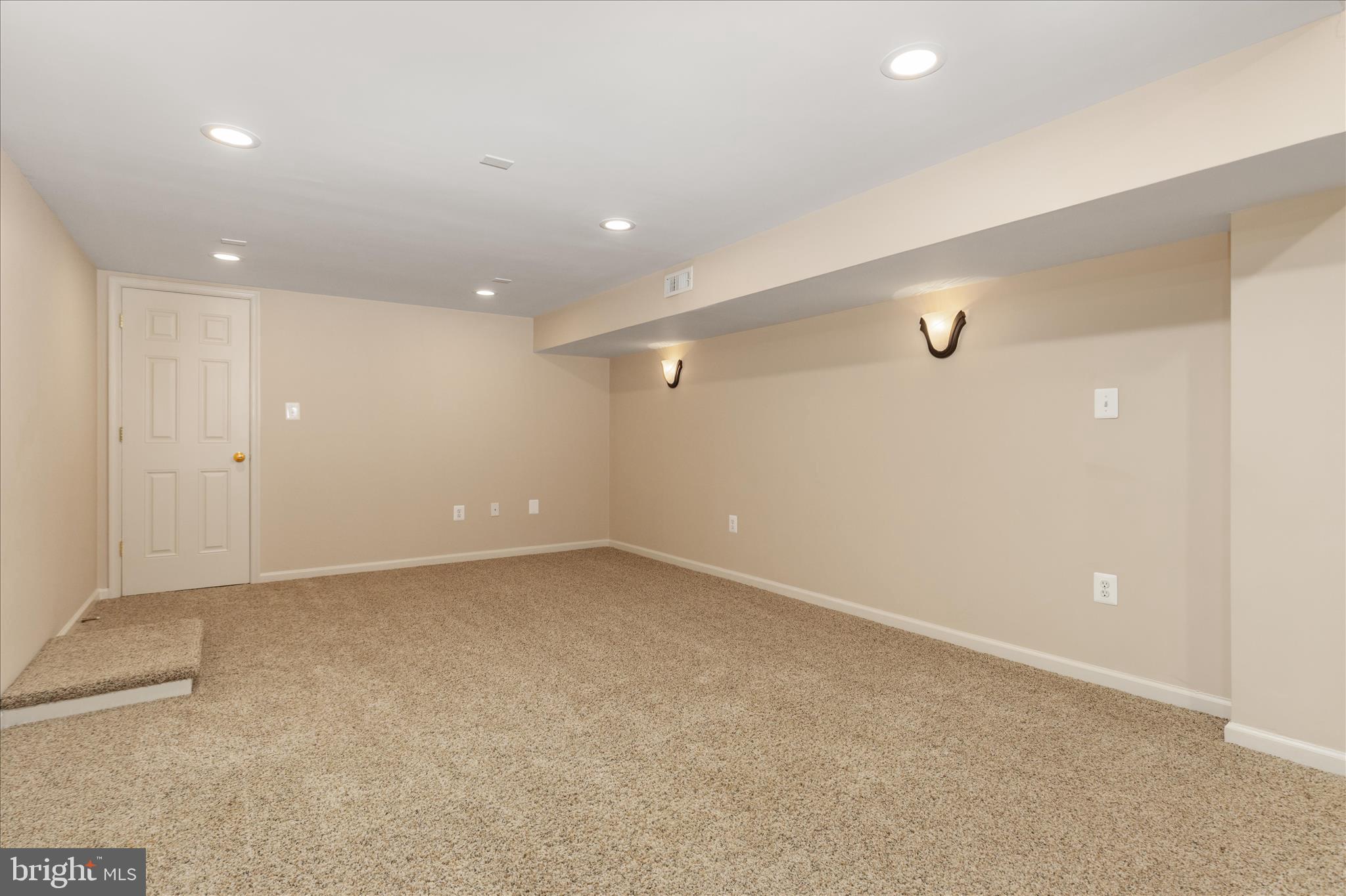 ASHBURTON OAKS - Residential