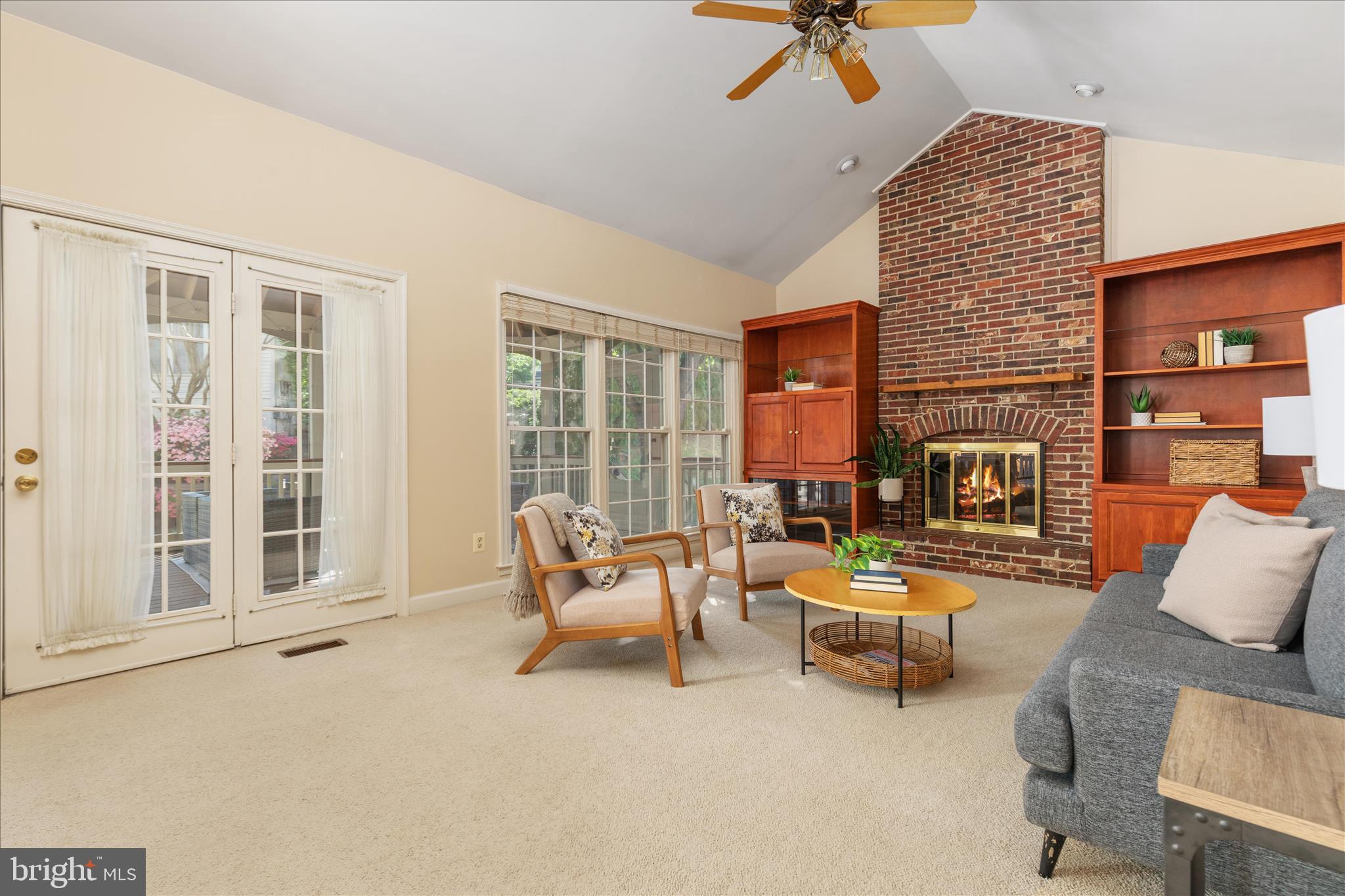 ASHBURTON OAKS - Residential