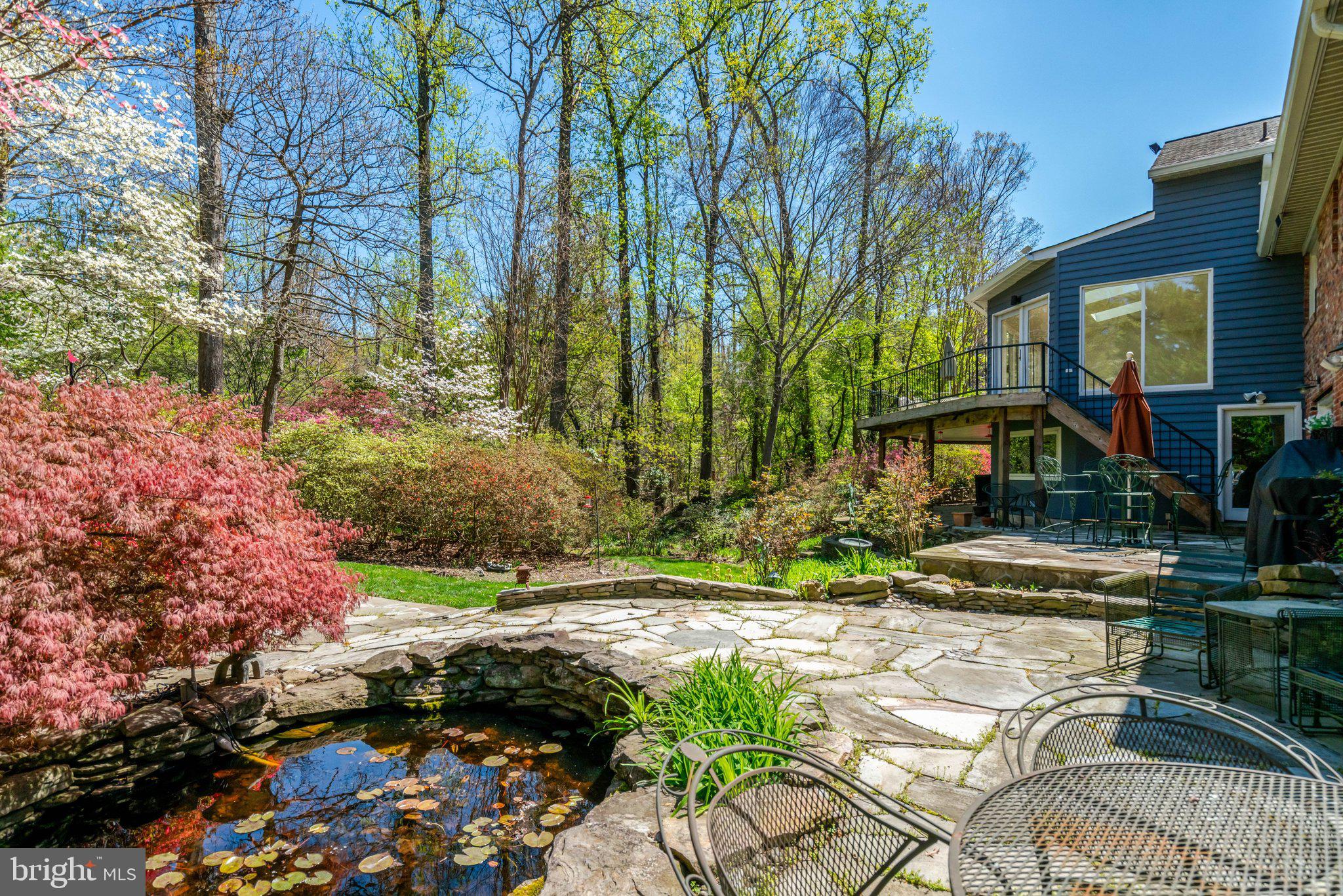 COLUMBIA OAKS - Residential