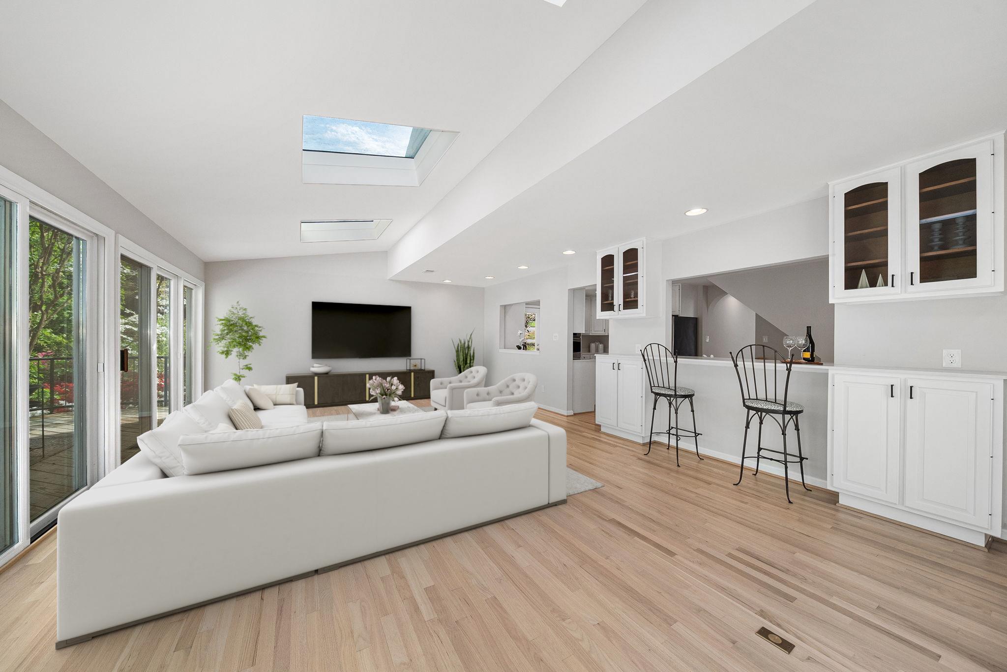 COLUMBIA OAKS - Residential