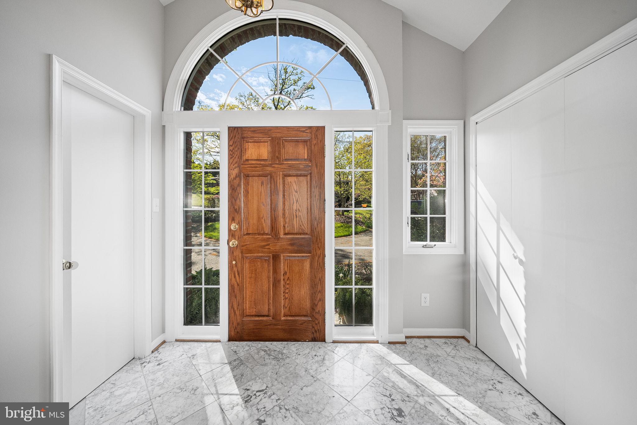 COLUMBIA OAKS - Residential