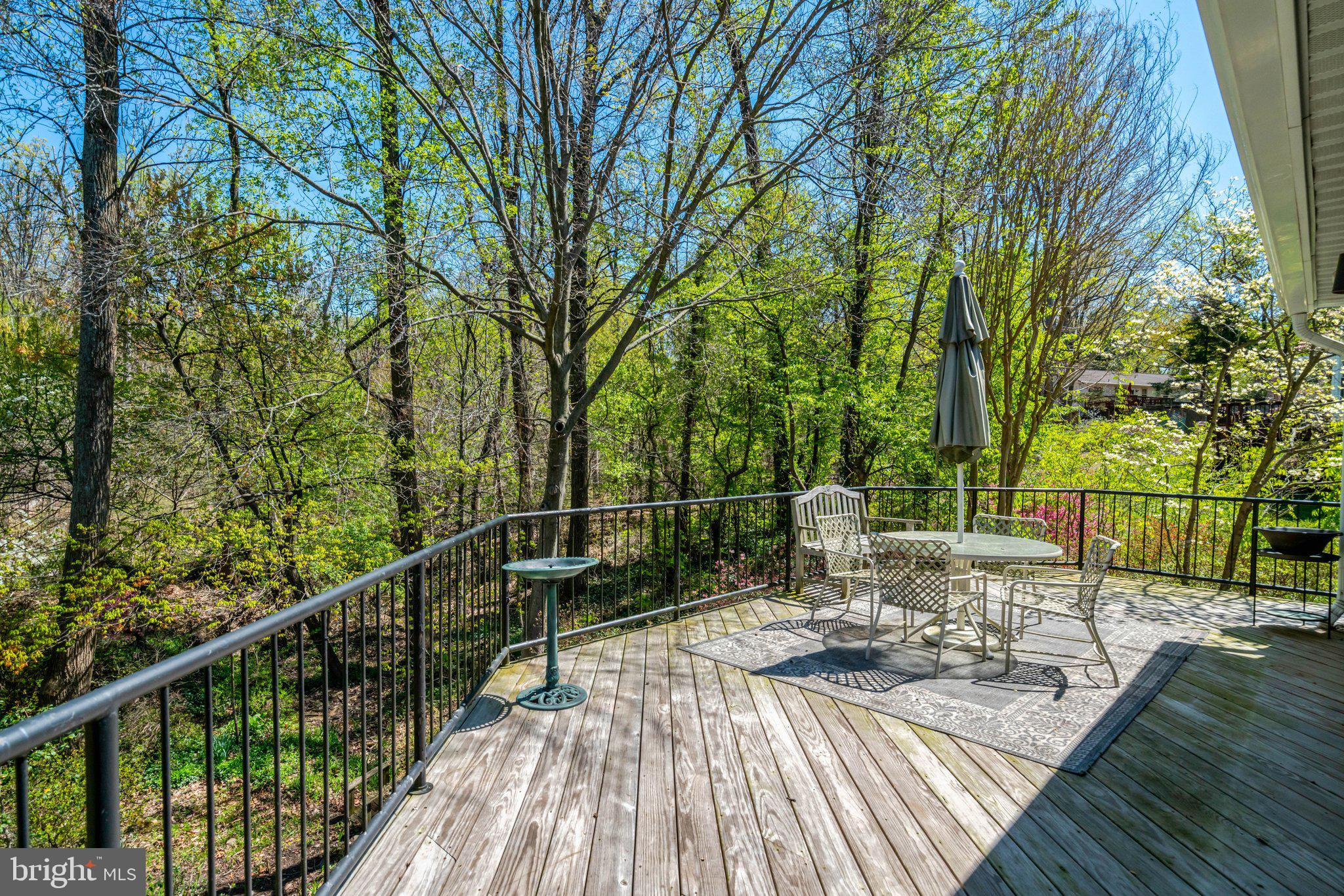 COLUMBIA OAKS - Residential