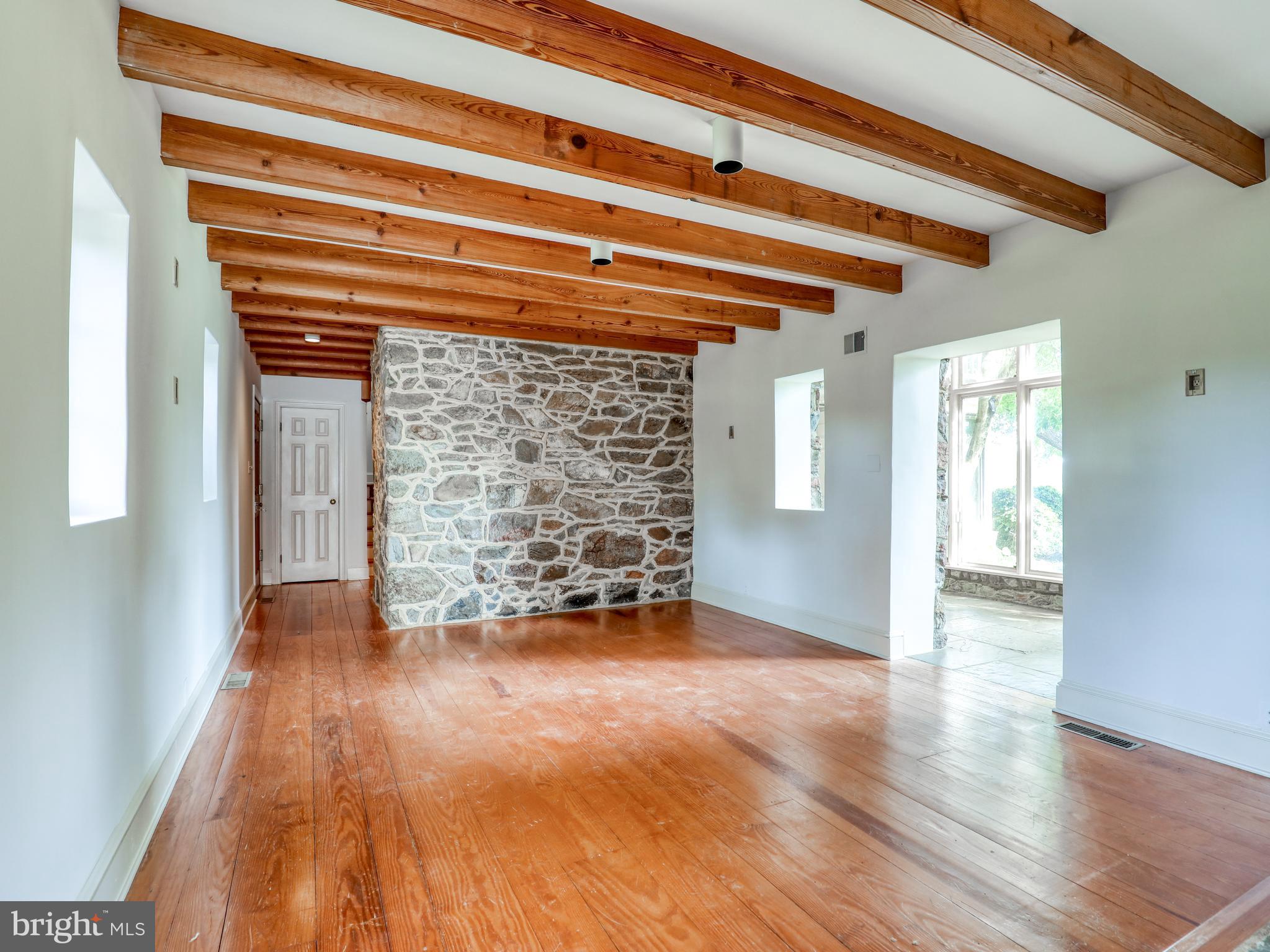 MEETINGHOUSE FARM - Residential