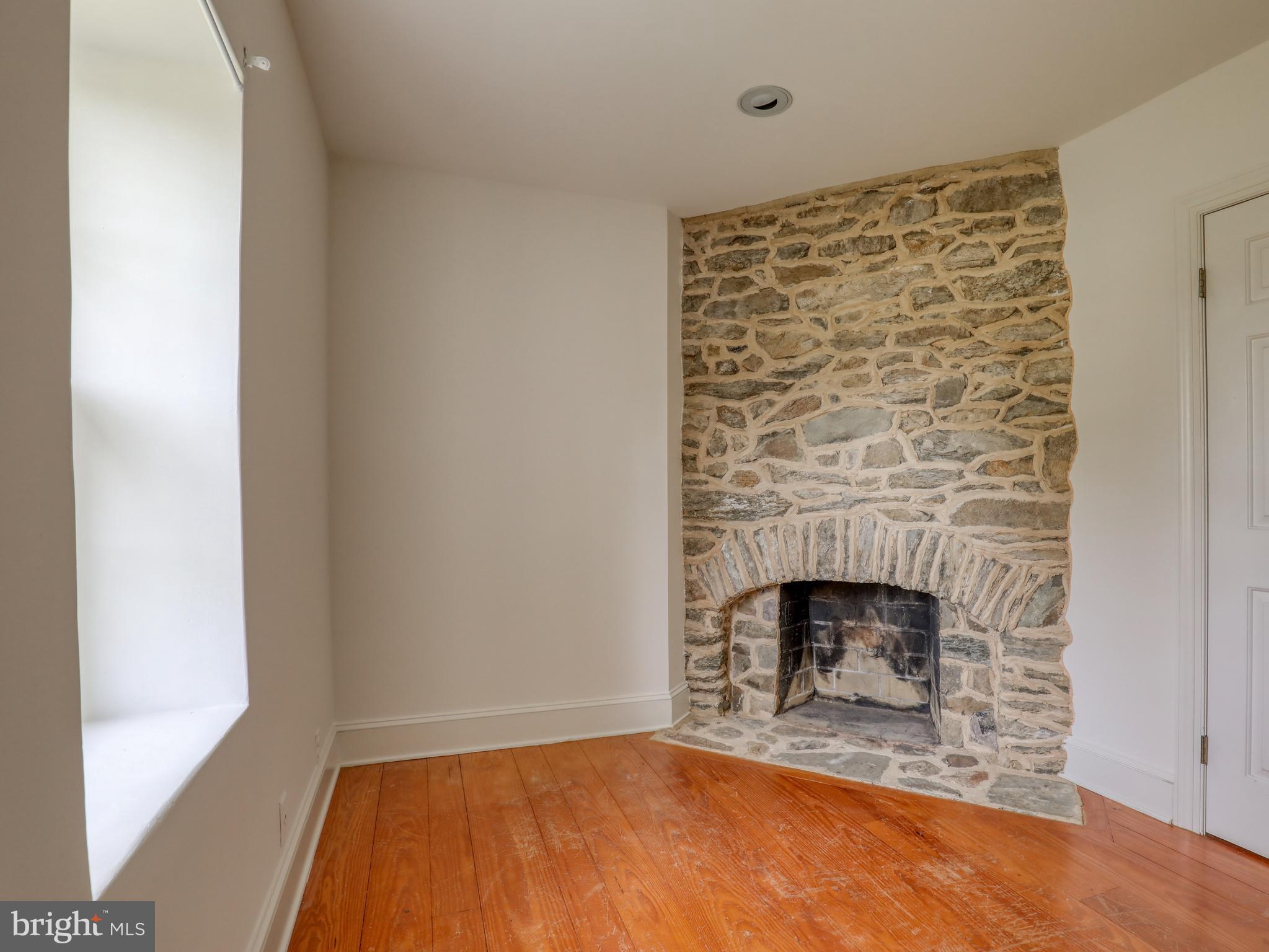 MEETINGHOUSE FARM - Residential