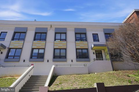 2424 17TH STREET NW 101 WASHINGTON DC 20009