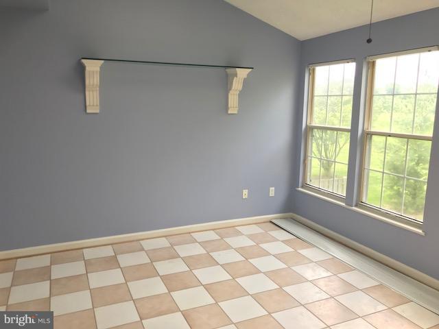 BALLENGER CROSSING - Residential Lease