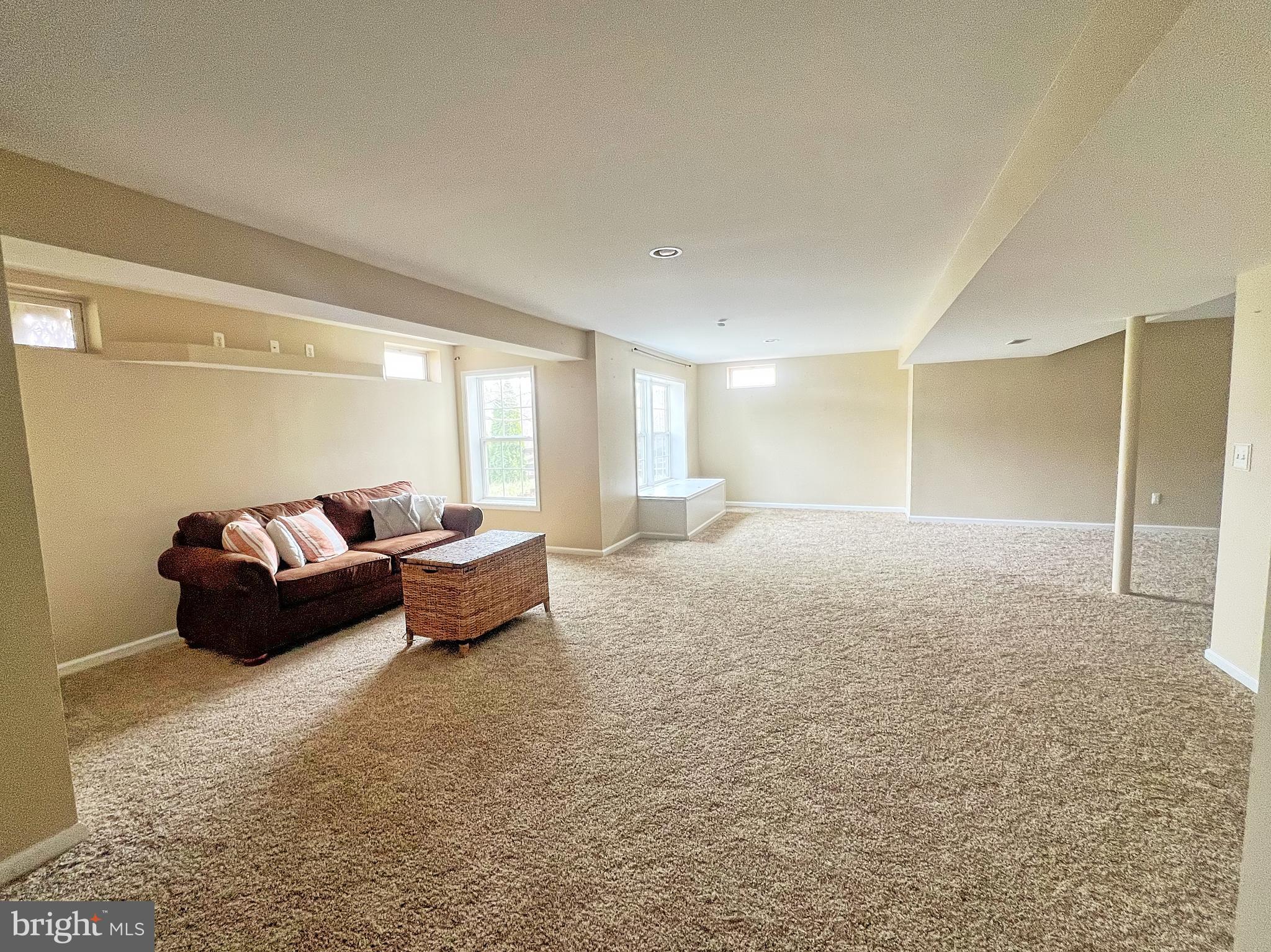 MANCHESTER FARMS - Residential