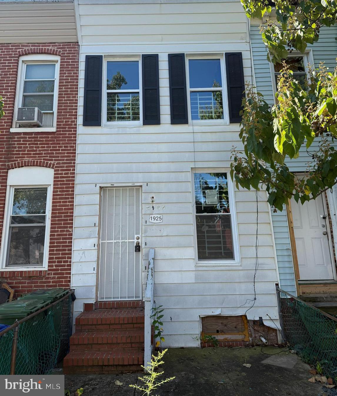 ARBUTUS - Residential