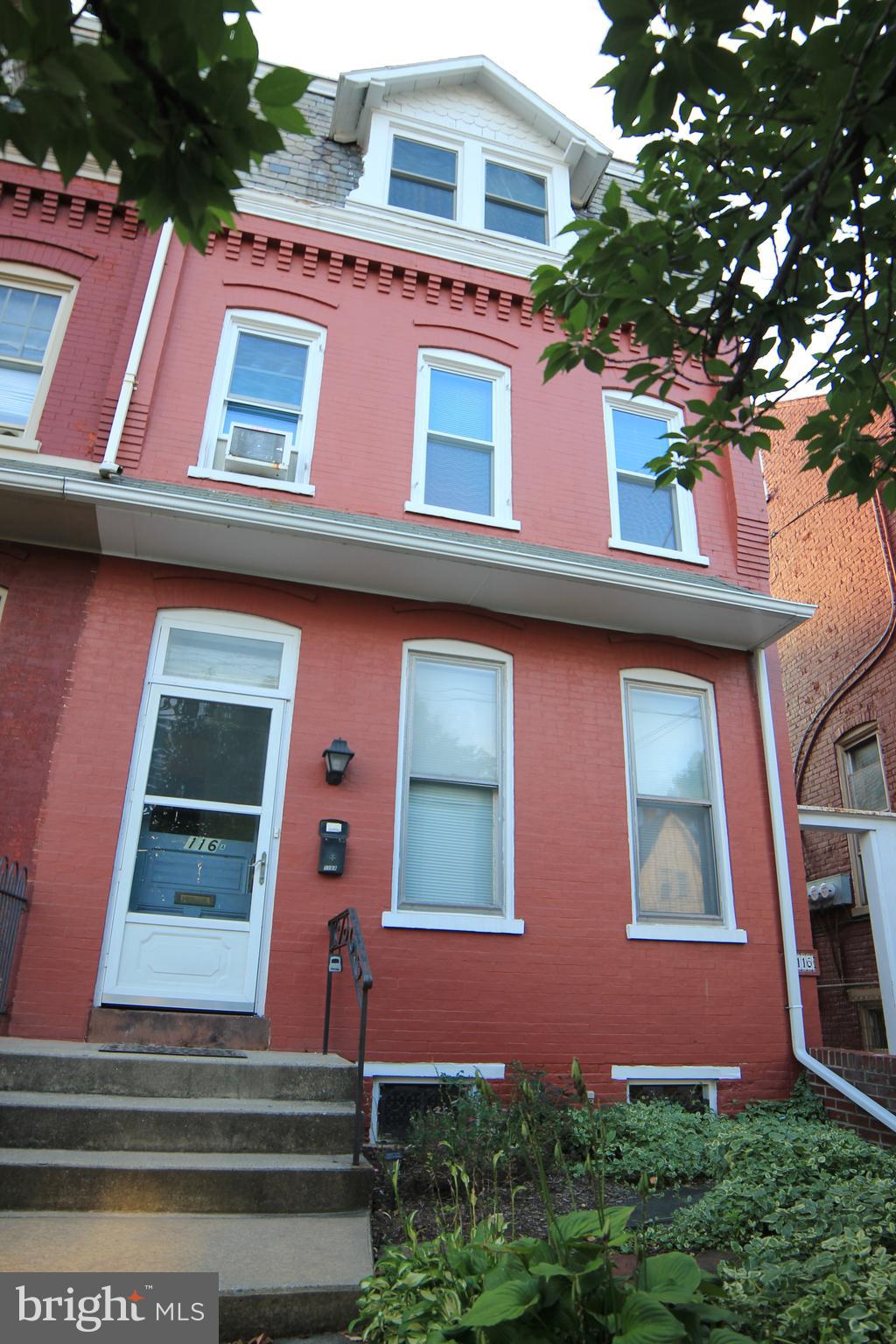 116 COLLEGE AVENUE