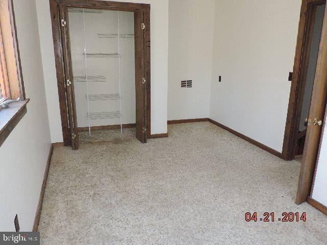 SPRING HILL ACRES - Residential