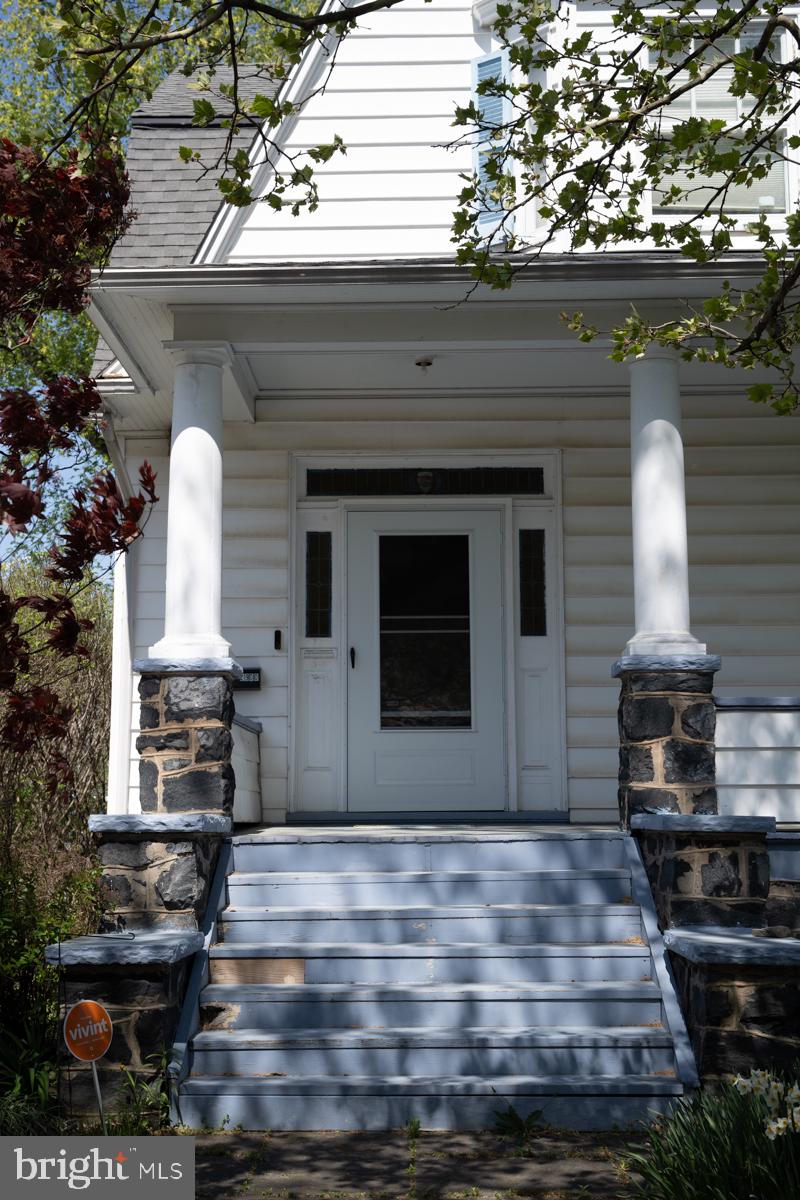 LAURAVILLE HISTORIC DISTRICT - Residential