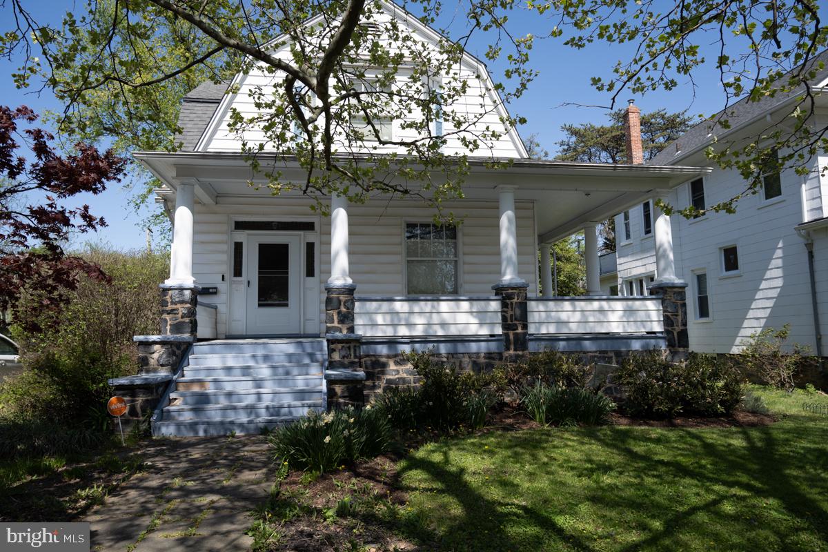 LAURAVILLE HISTORIC DISTRICT - Residential