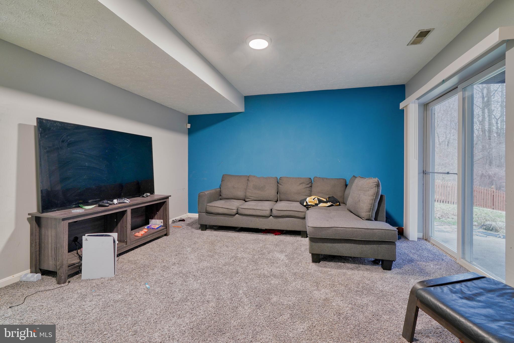 CHAPEL GLEN - Residential