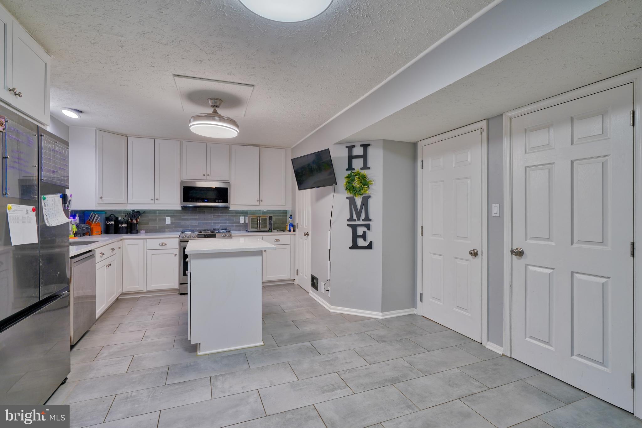 CHAPEL GLEN - Residential