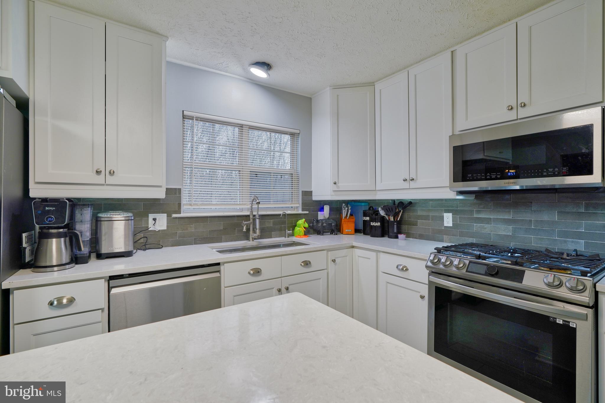 CHAPEL GLEN - Residential