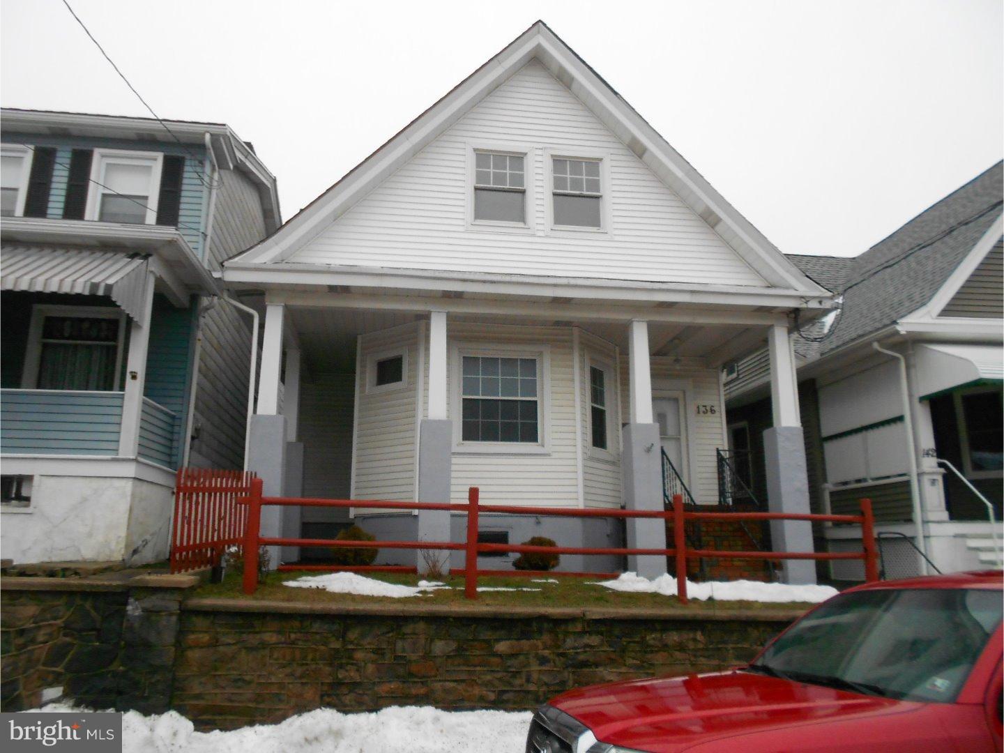 SUMMIT HILL - Residential
