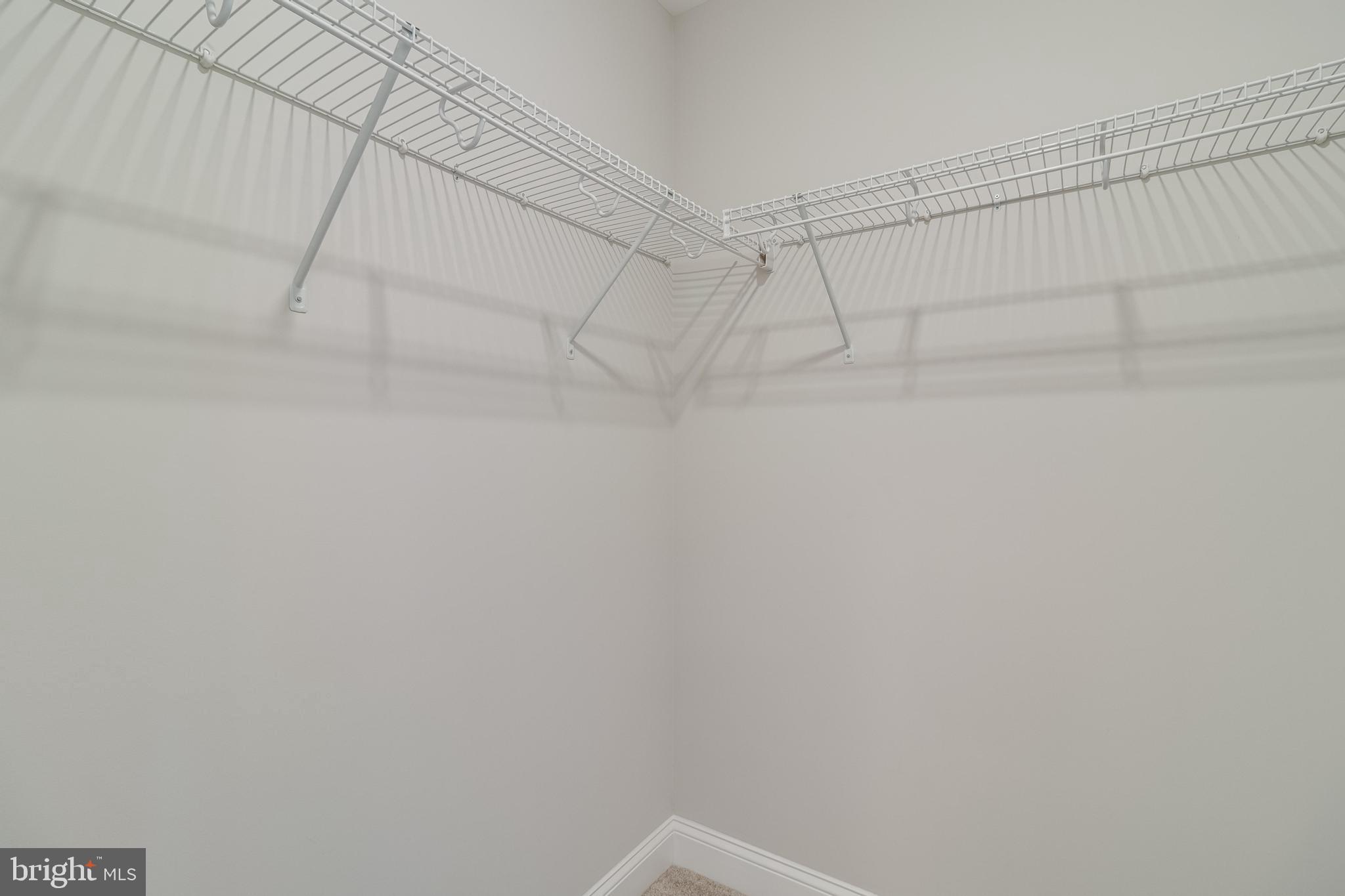 MEADOWS AT TOWN RUN - Residential Lease