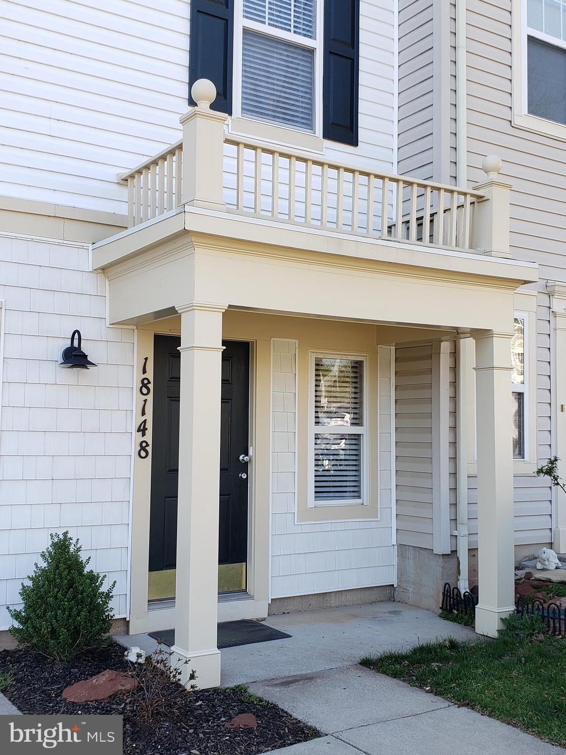 NORTHLAKE - Residential Lease