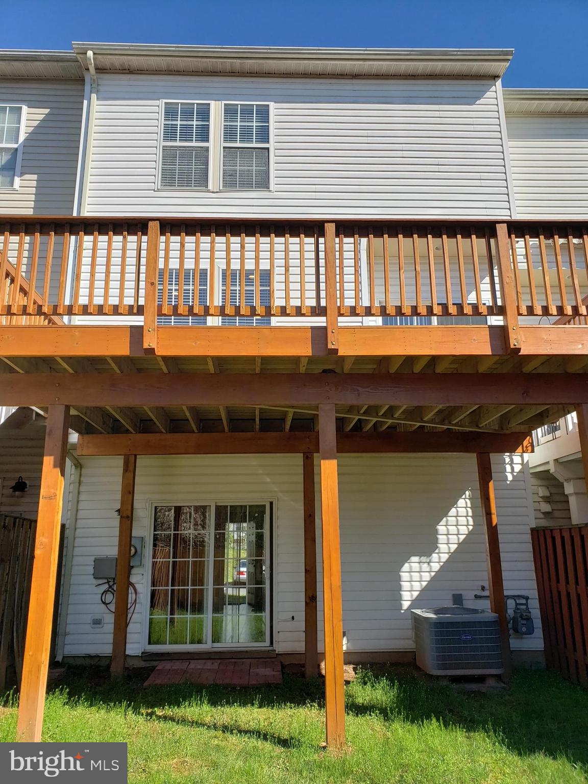 NORTHLAKE - Residential Lease