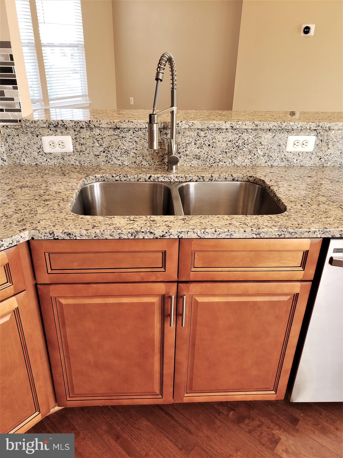 NORTHLAKE - Residential Lease