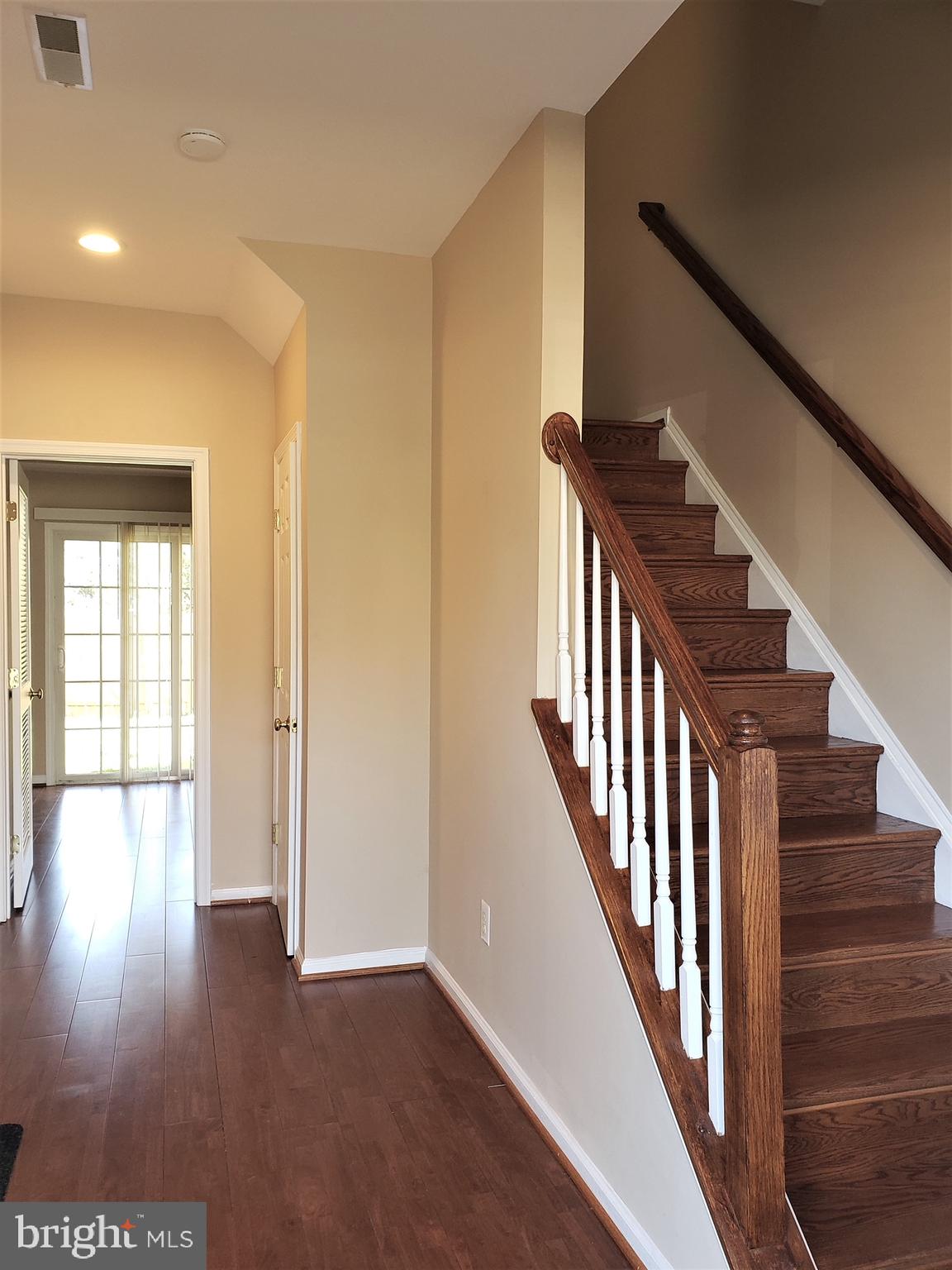 NORTHLAKE - Residential Lease