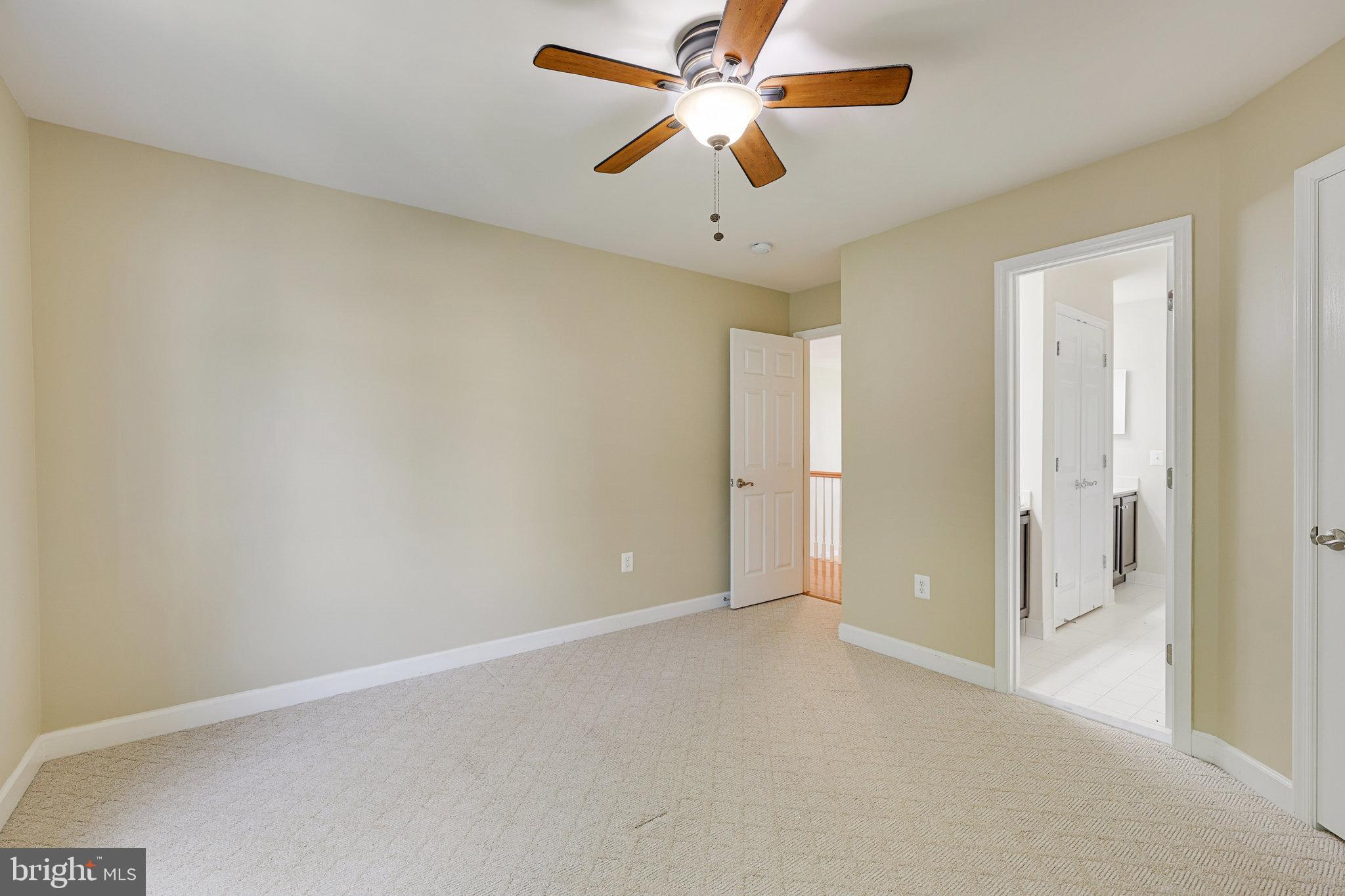 PIMMIT HILLS - Residential