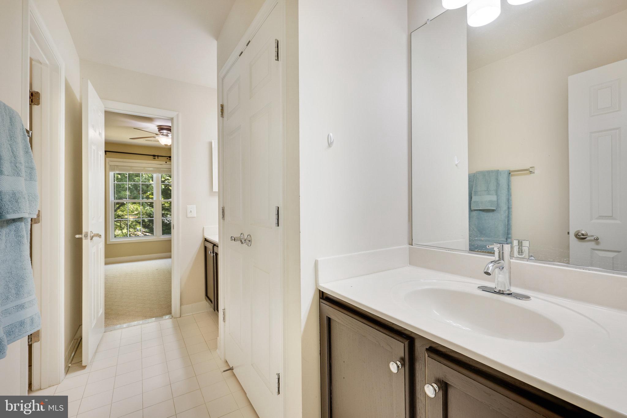 PIMMIT HILLS - Residential