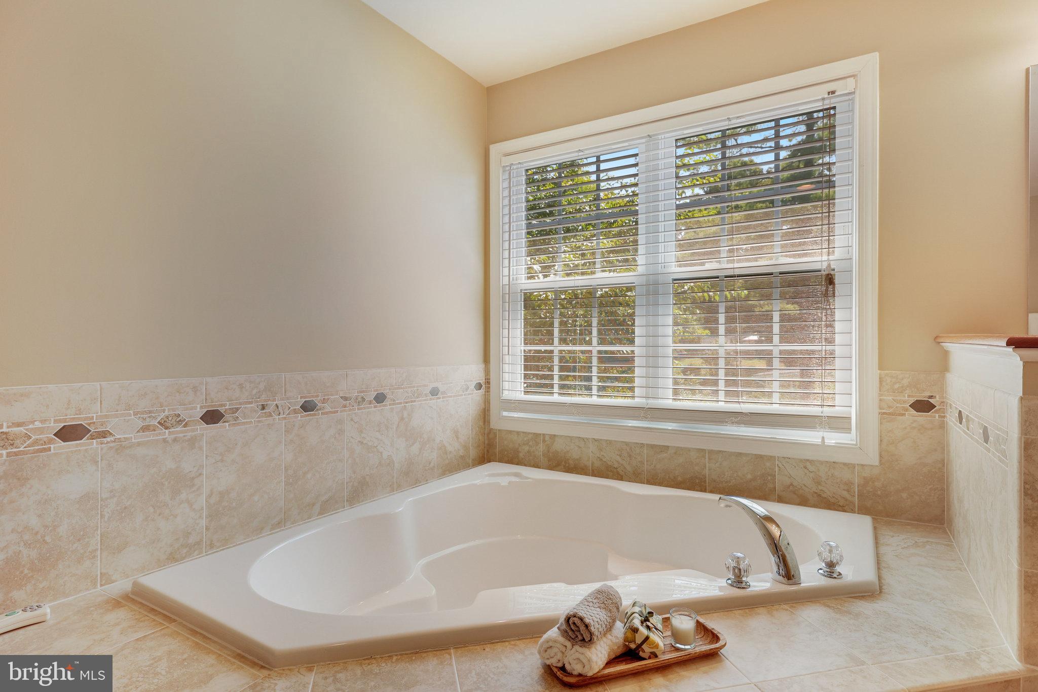 PIMMIT HILLS - Residential