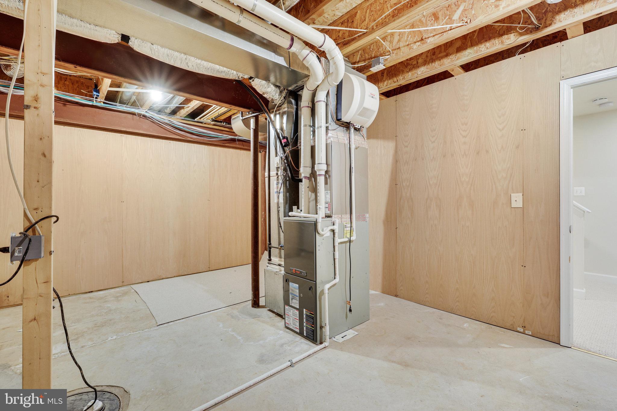 PIMMIT HILLS - Residential