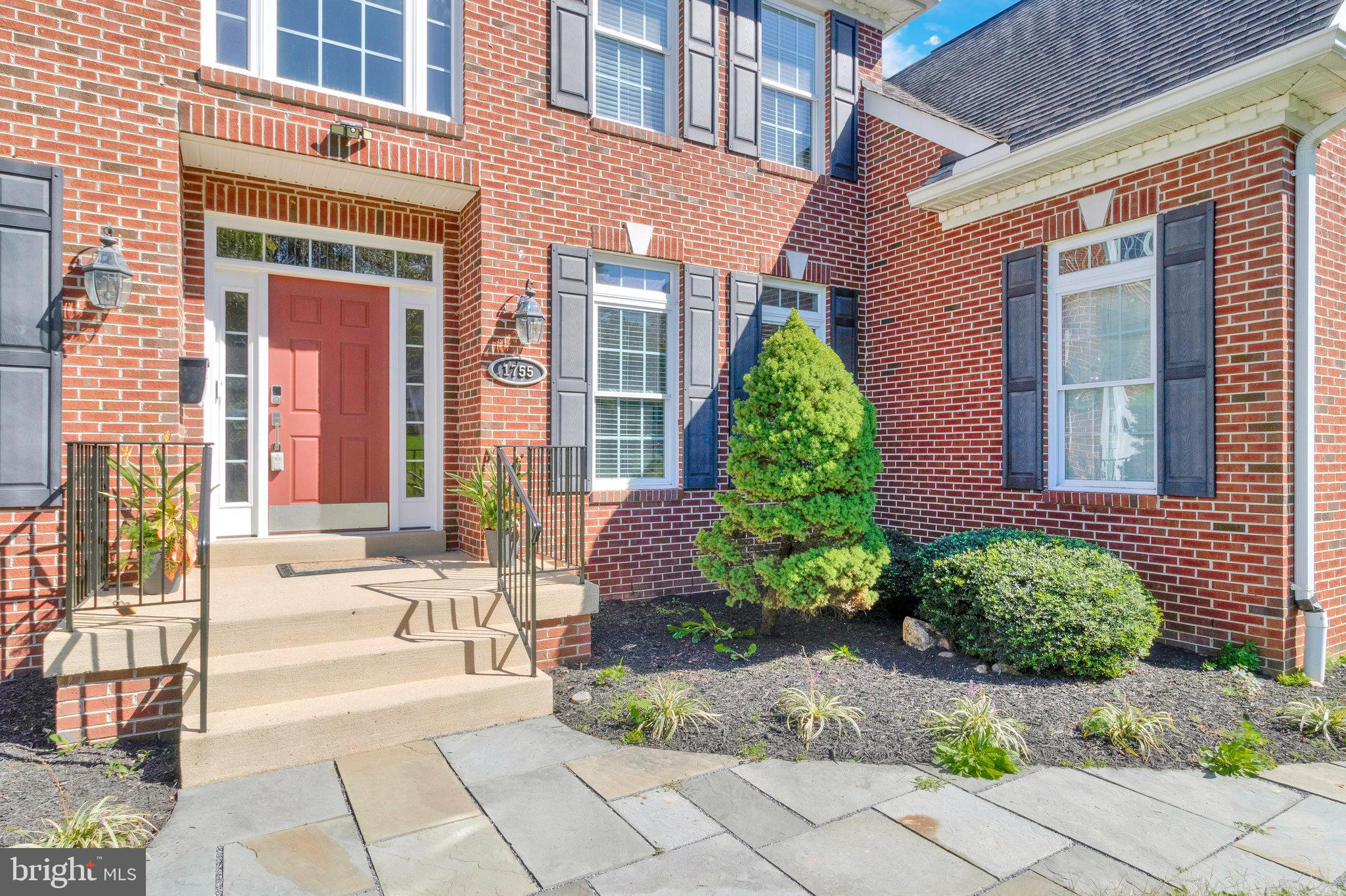 PIMMIT HILLS - Residential