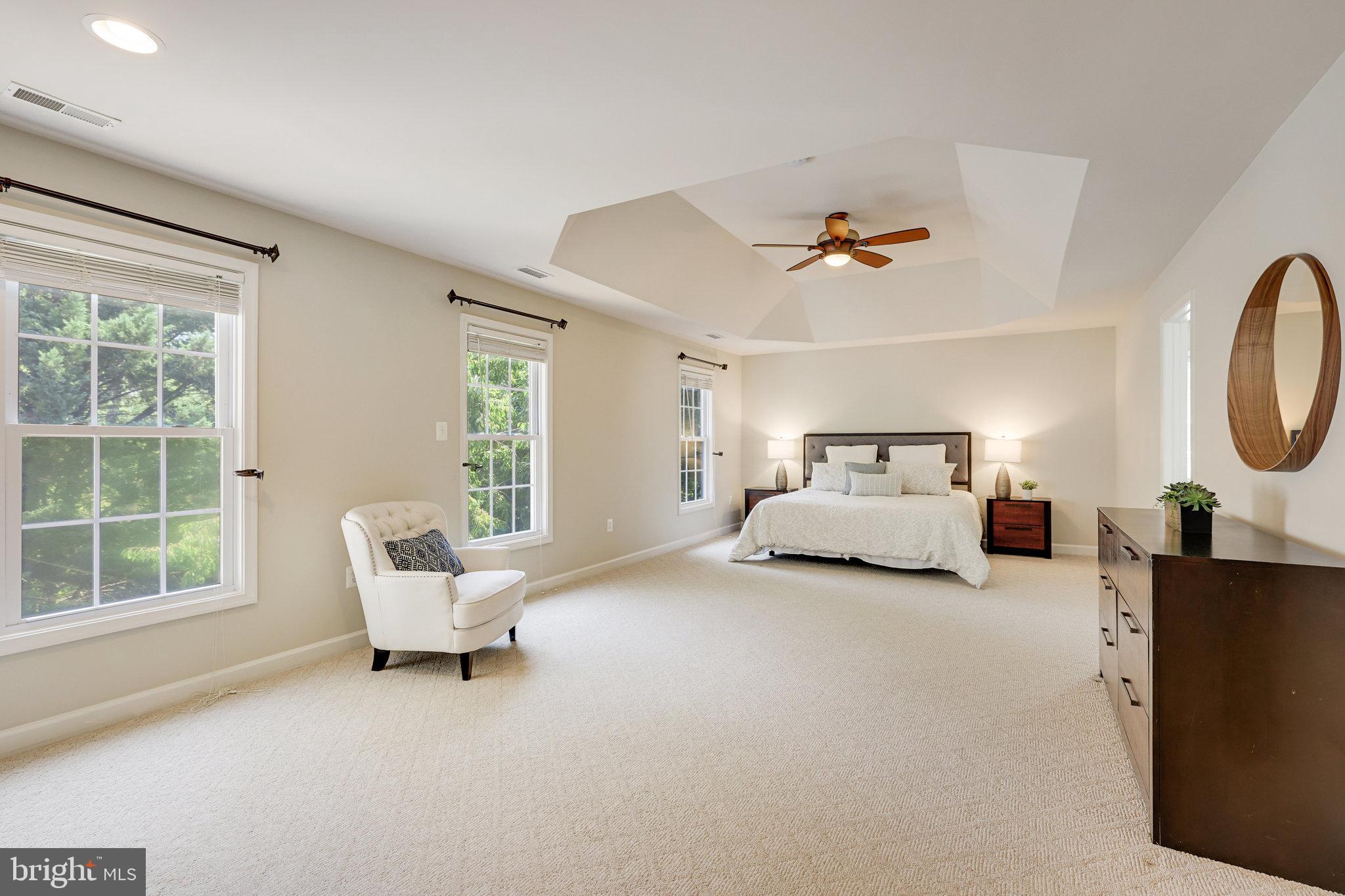 PIMMIT HILLS - Residential