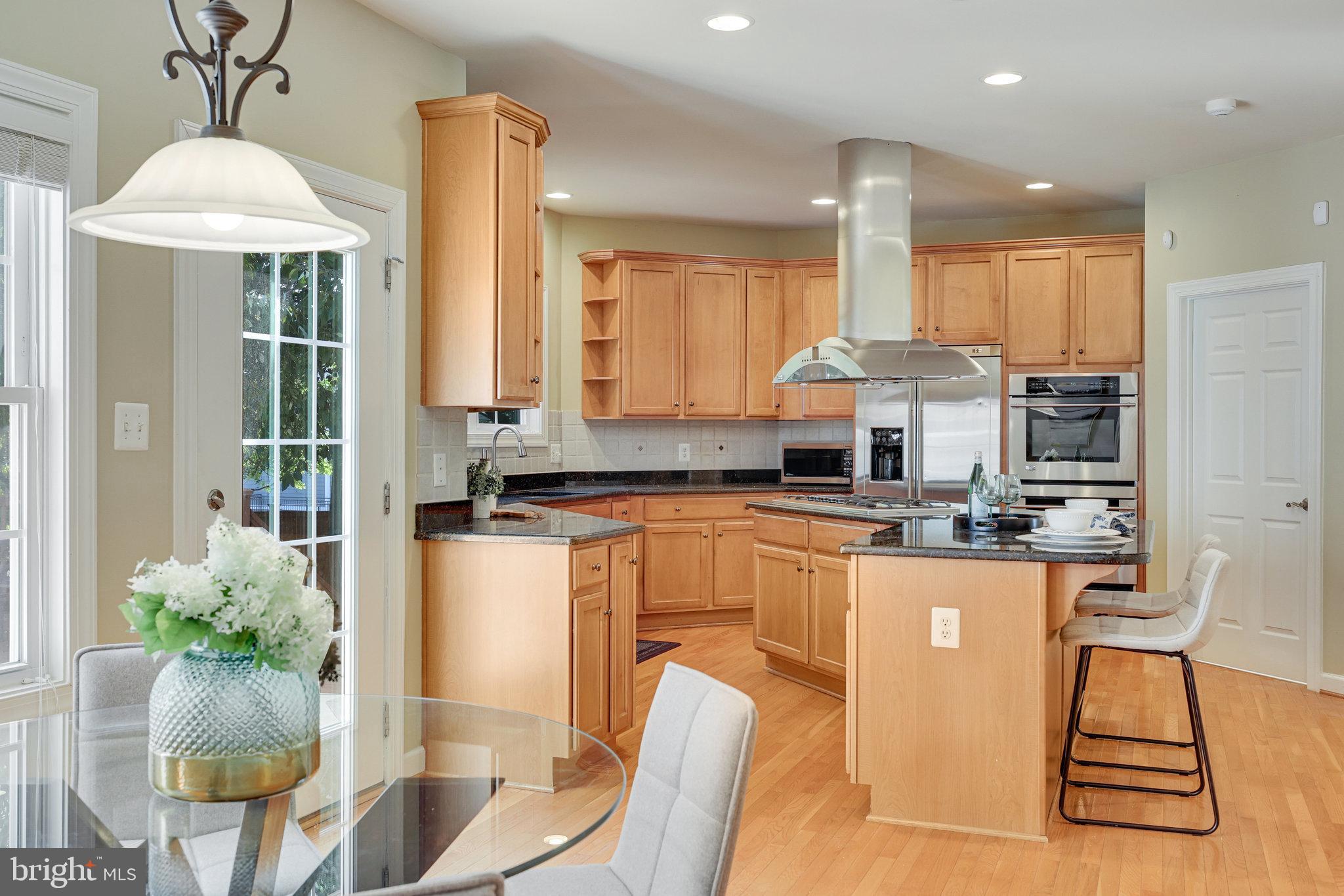 PIMMIT HILLS - Residential