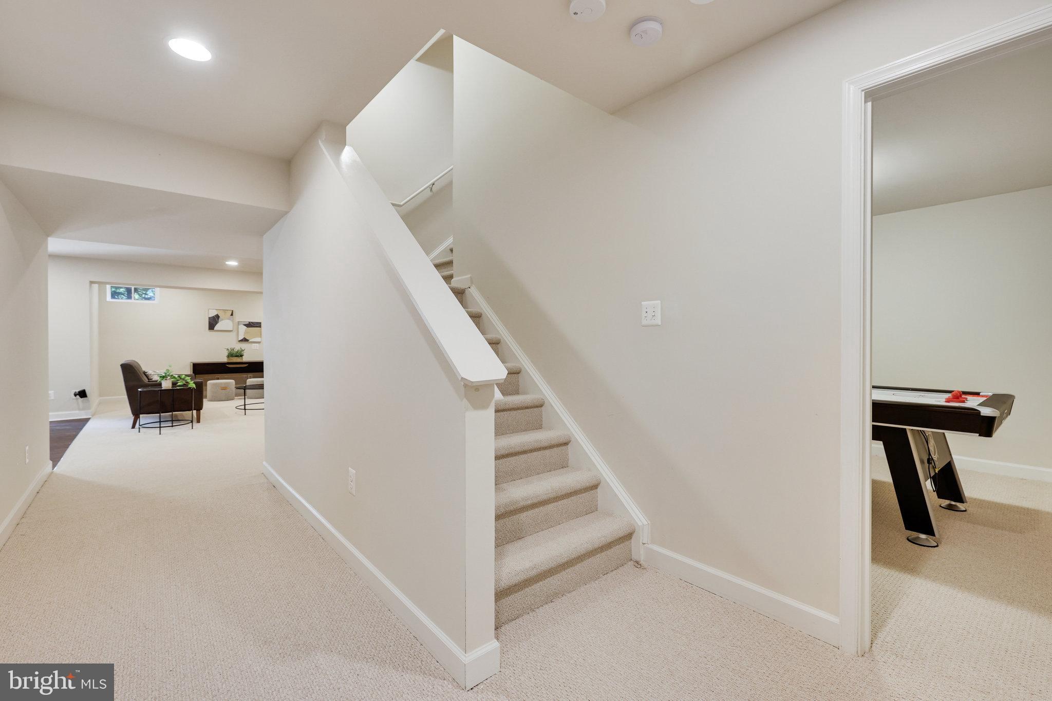 PIMMIT HILLS - Residential