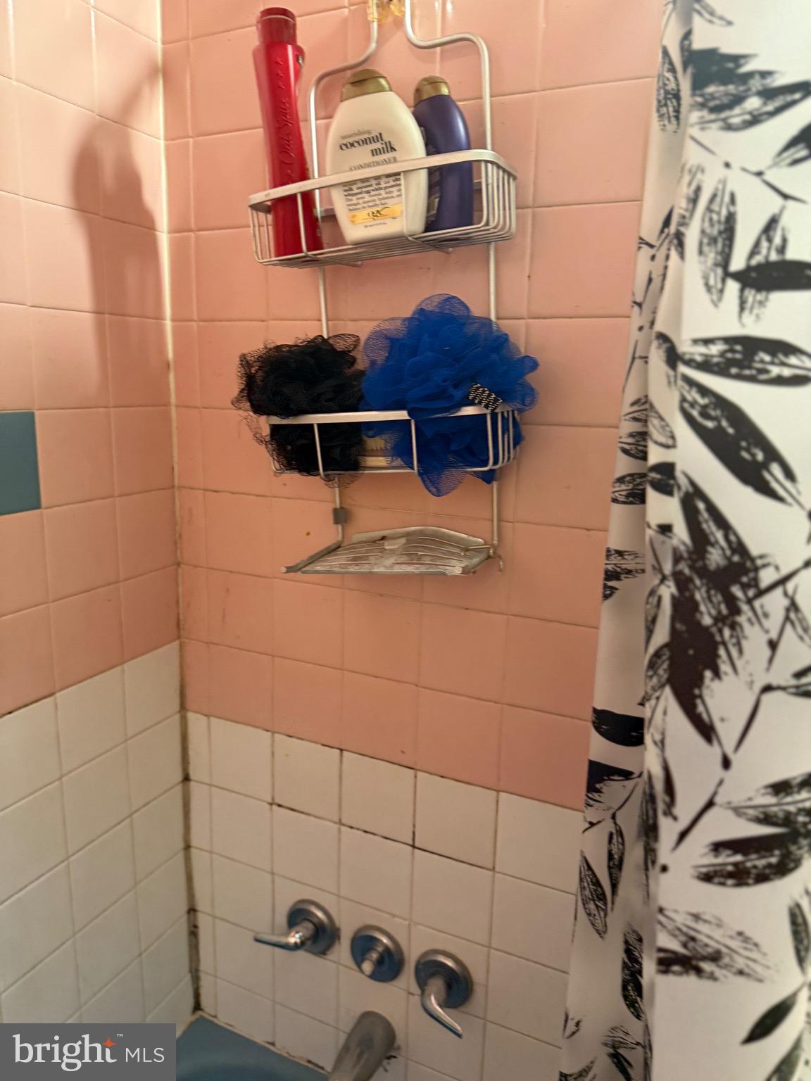 LAWNCREST - Residential