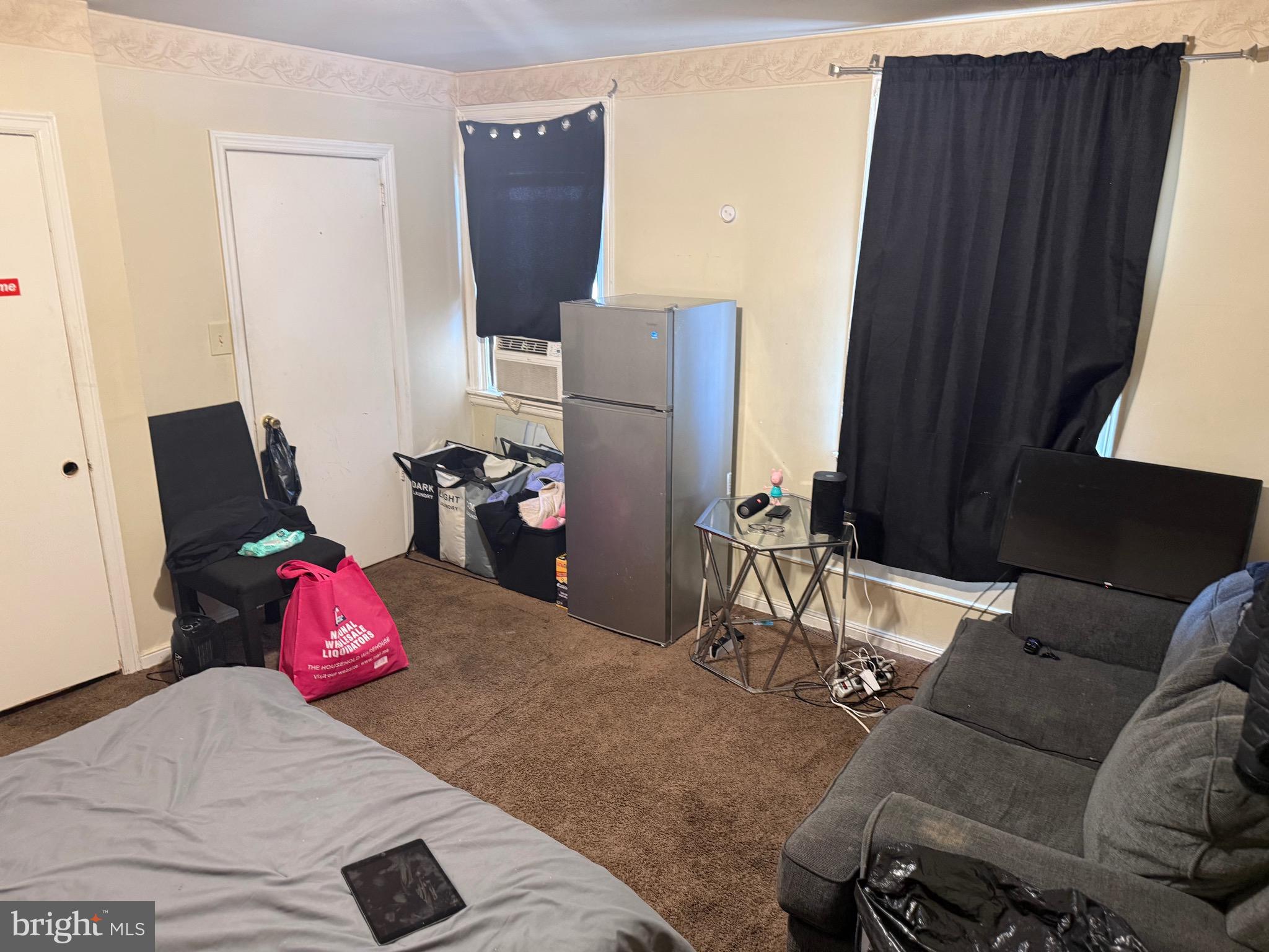 LAWNCREST - Residential