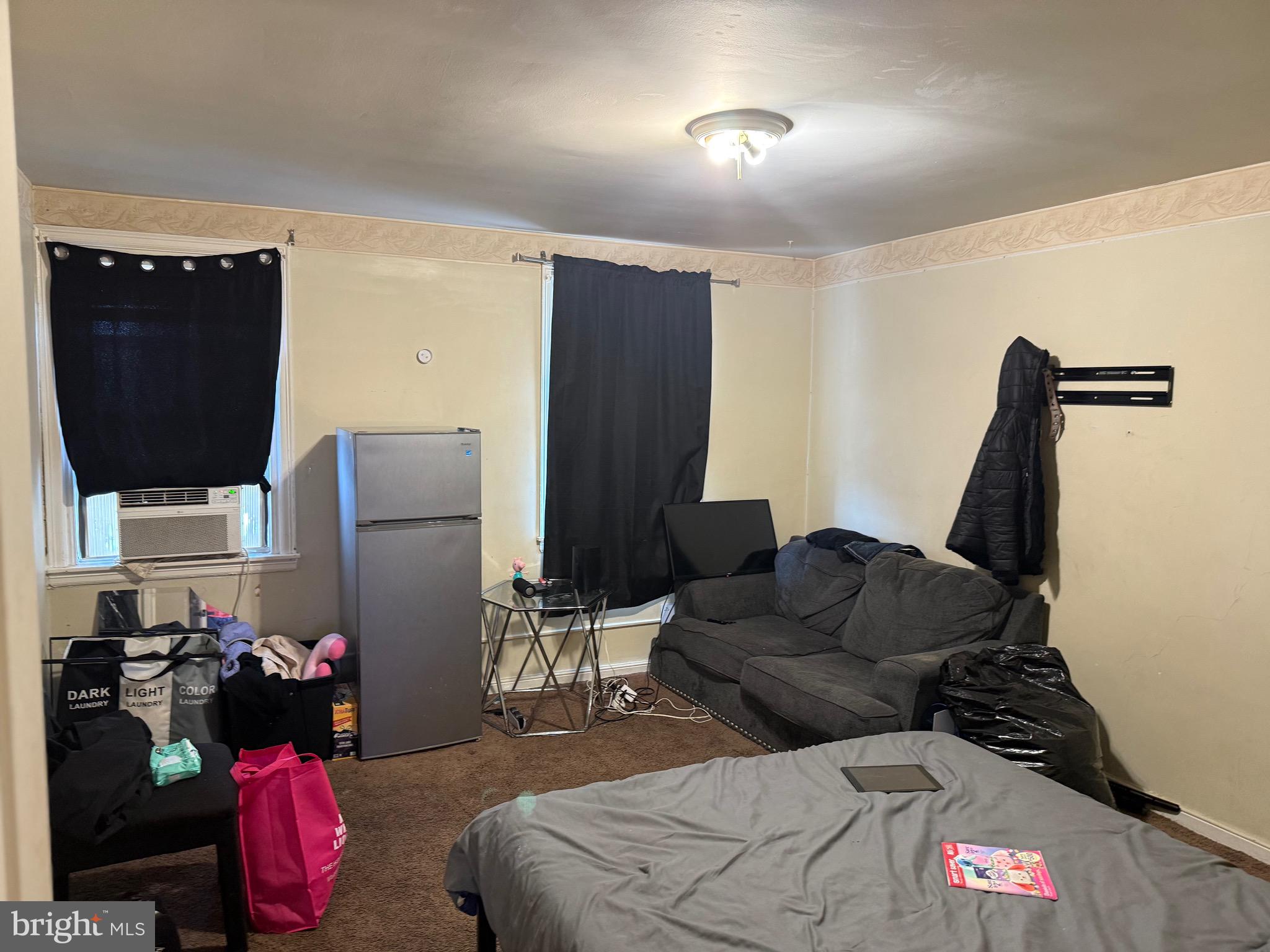 LAWNCREST - Residential