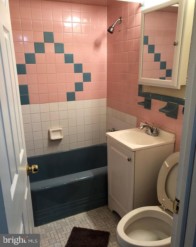 LAWNCREST - Residential