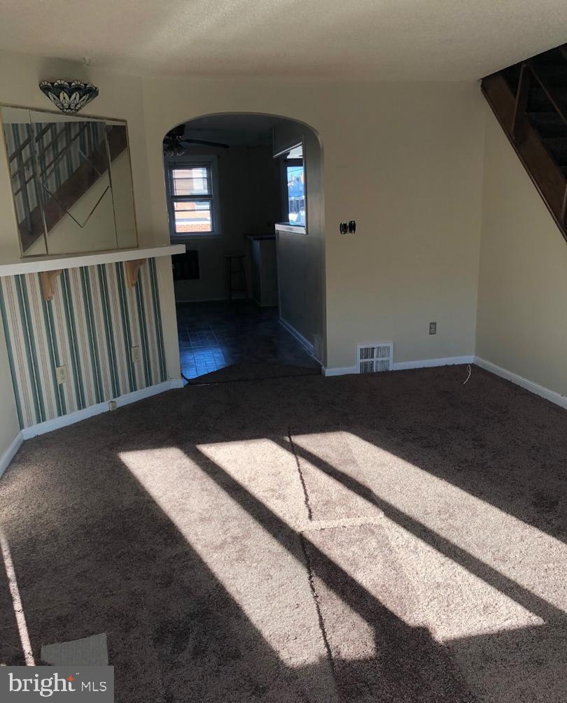 LAWNCREST - Residential